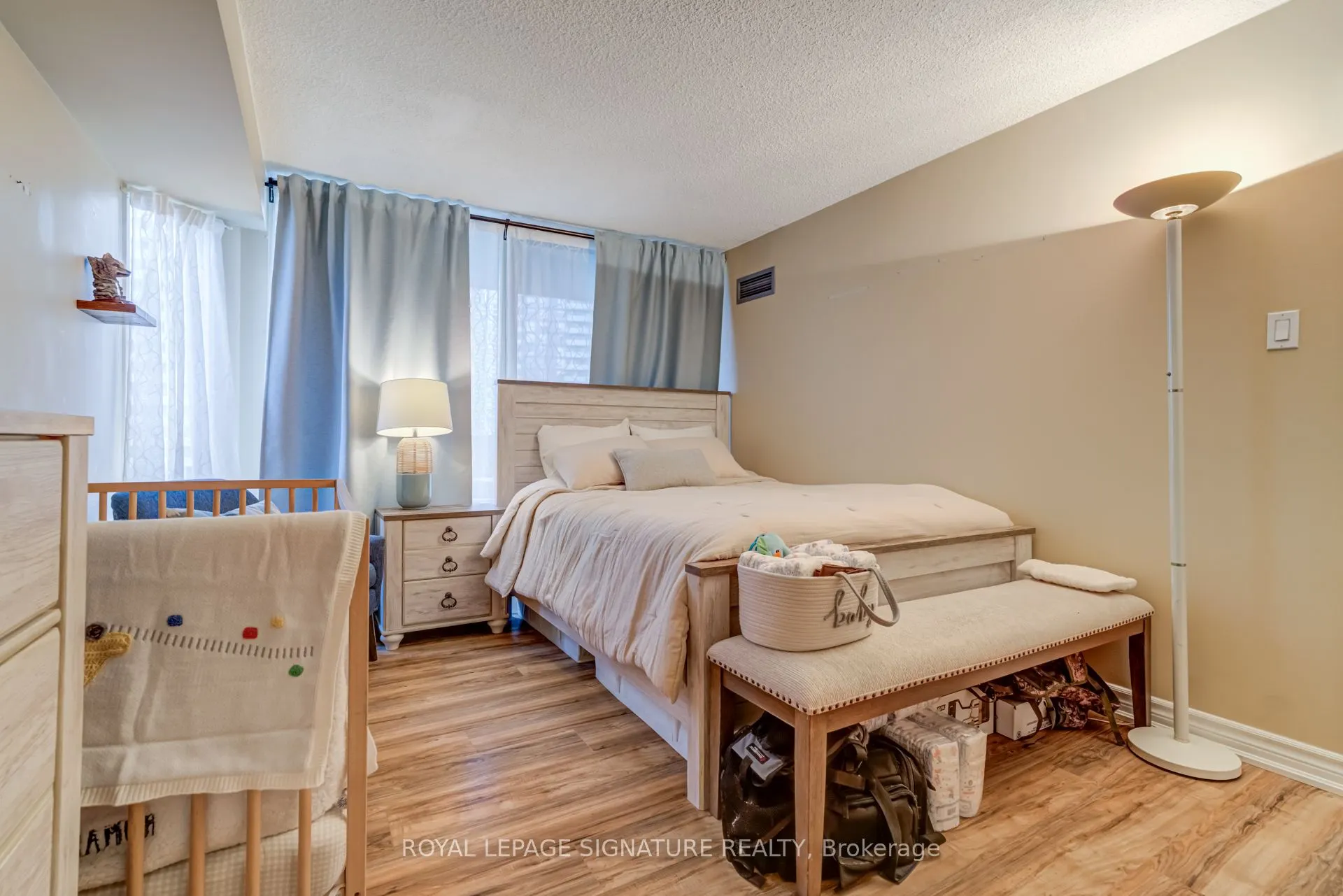 350 Rathburn Road W, #1001