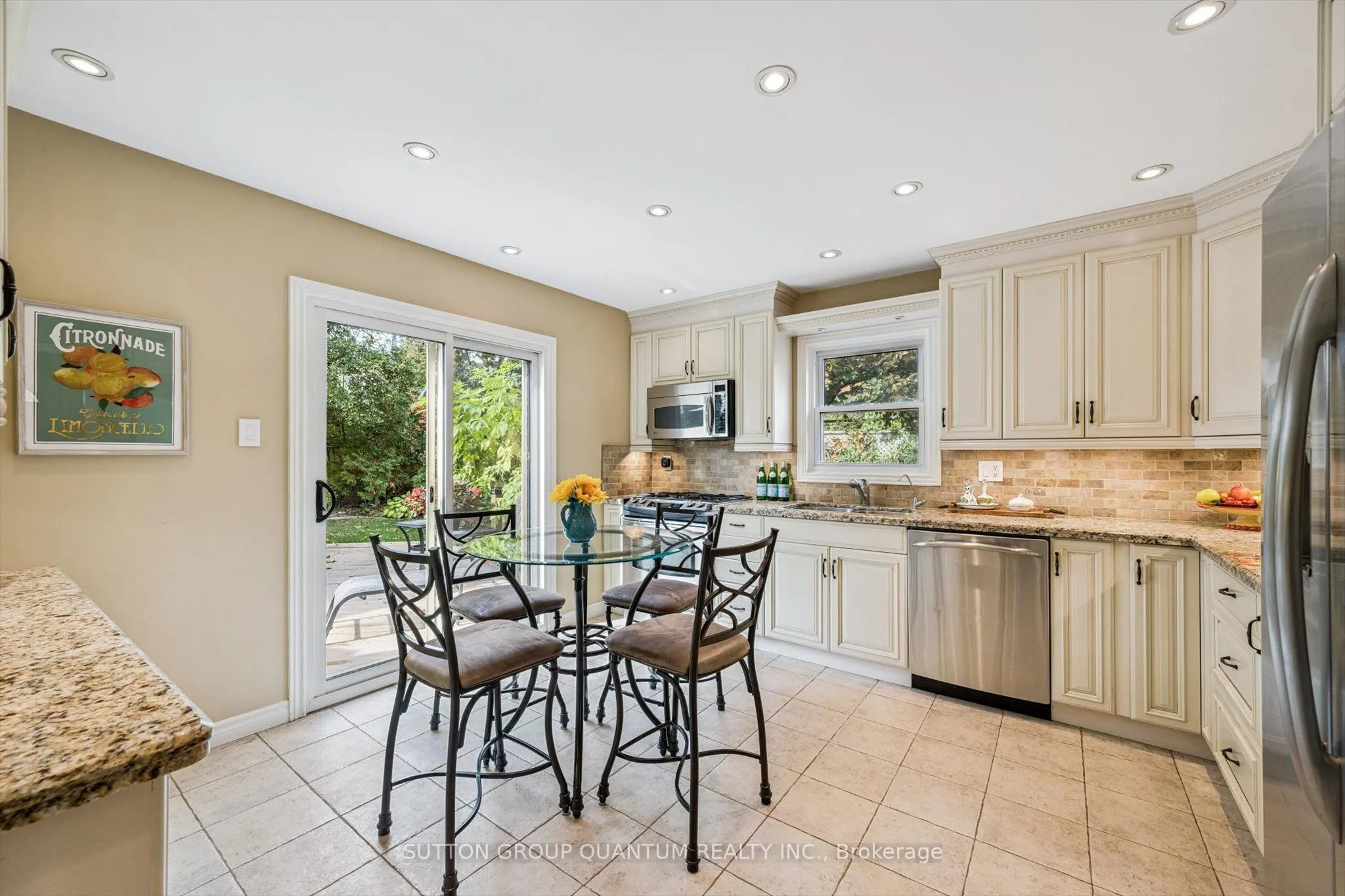 1159 Manor Road