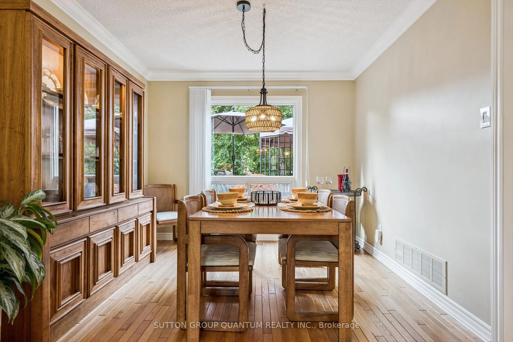 1159 Manor Road