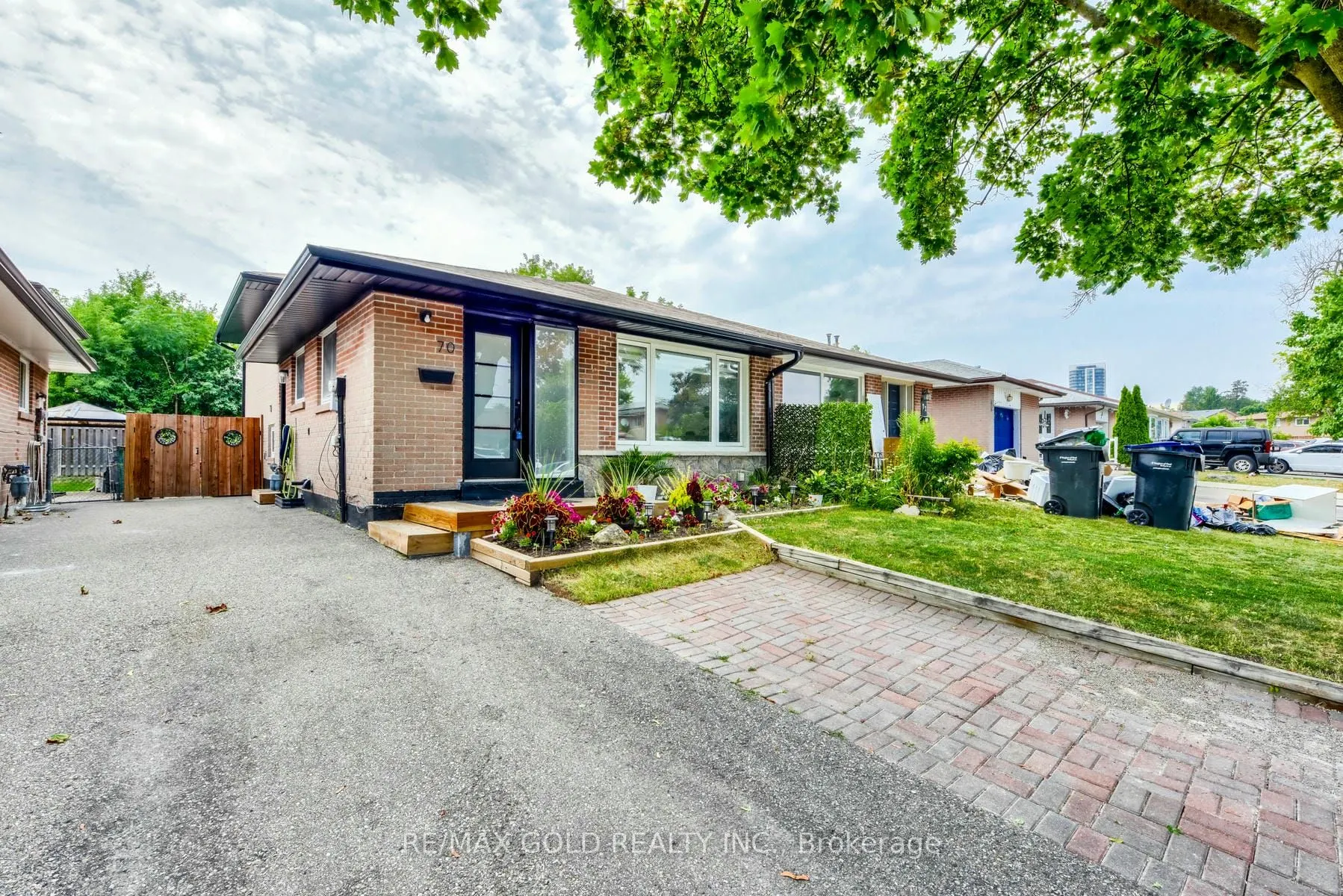 70 Wilton Drive