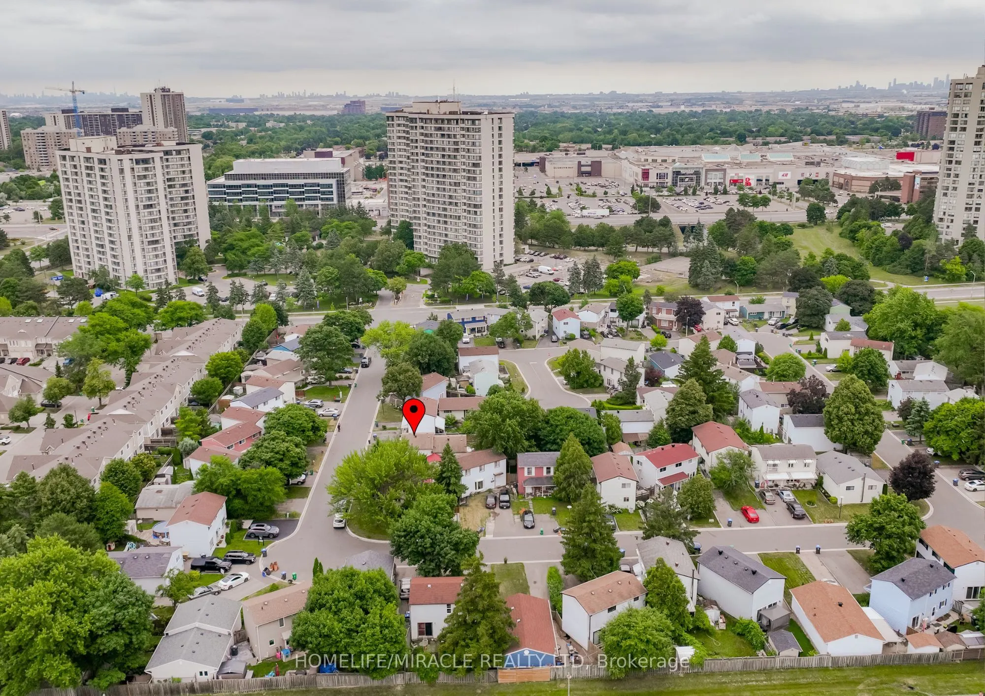 10 Huntingwood Crescent