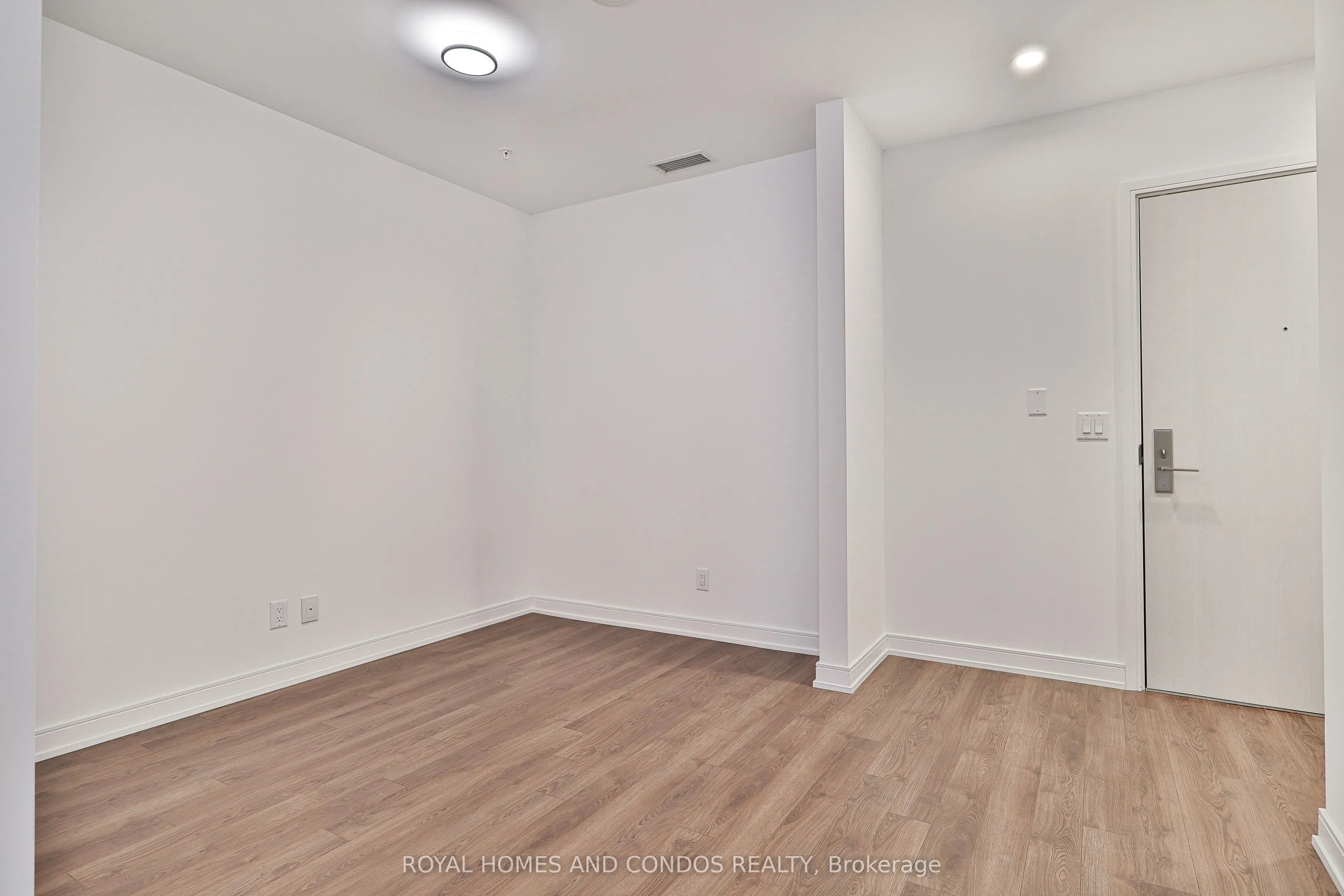 30 Samuel Wood Way, #402