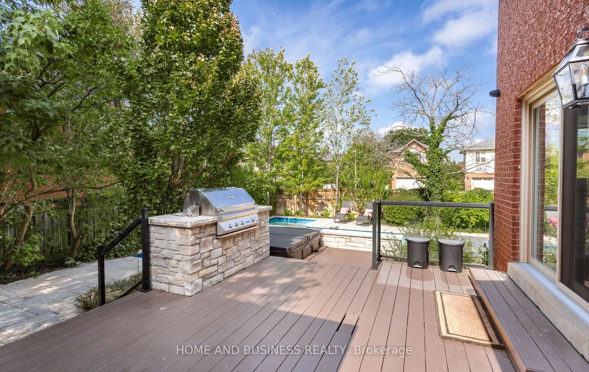 2192 Oakmead Boulevard