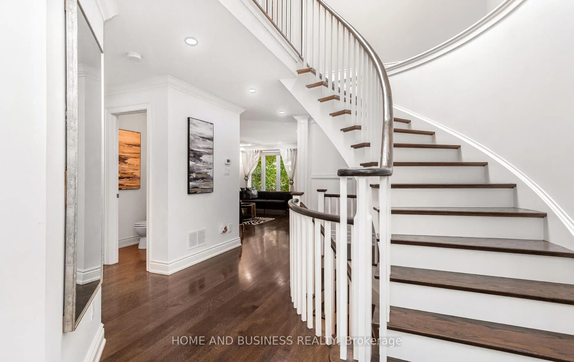 2192 Oakmead Boulevard