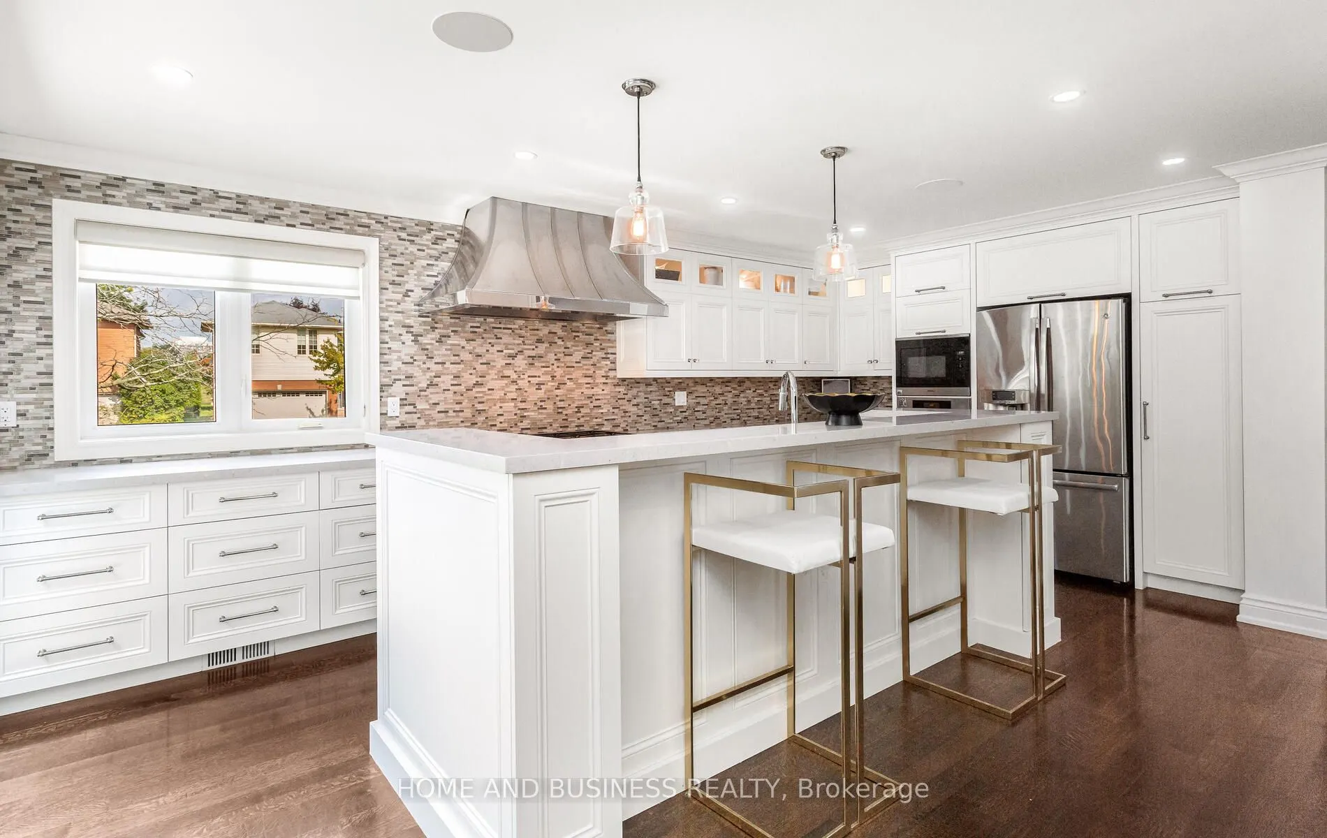 2192 Oakmead Boulevard