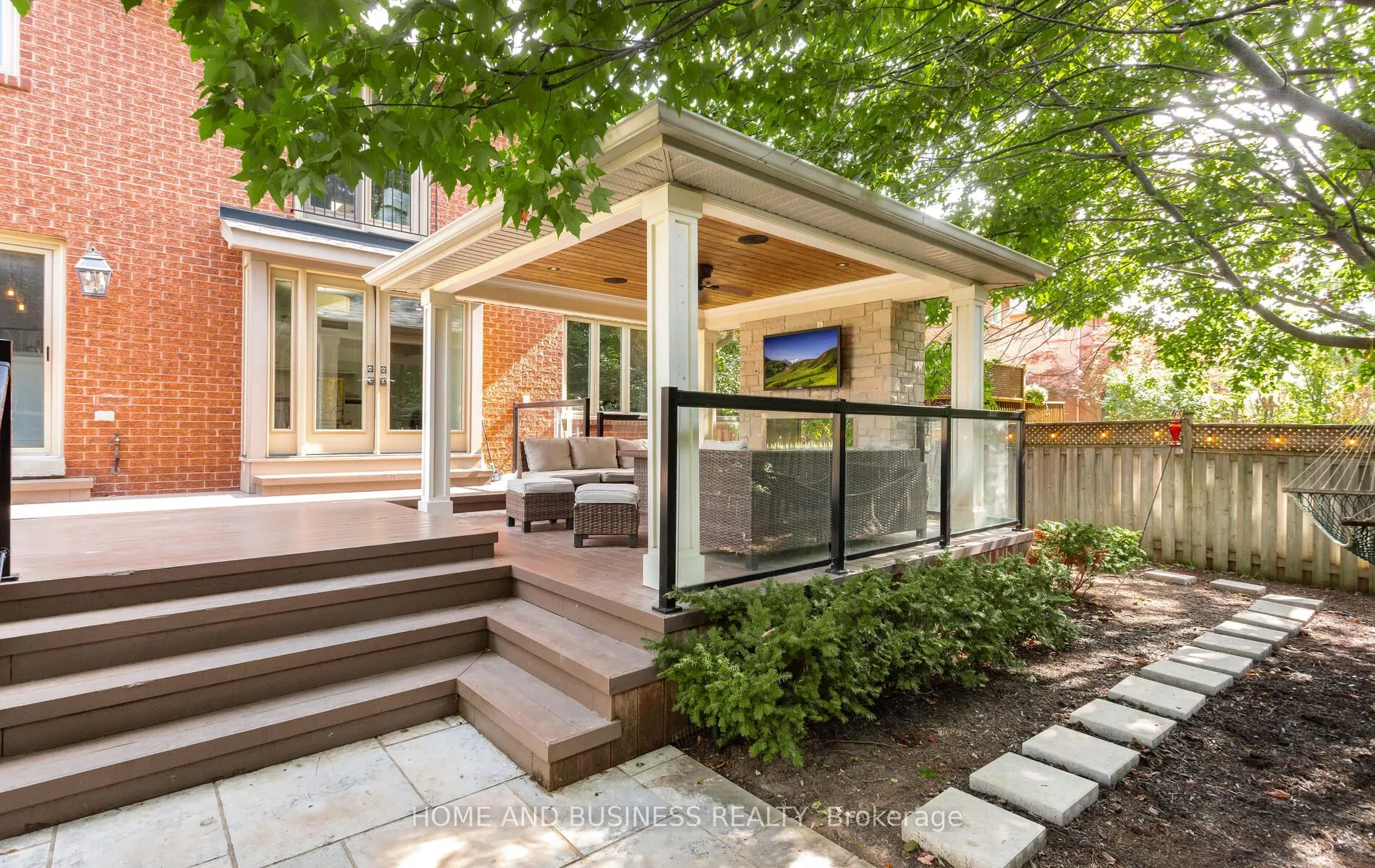 2192 Oakmead Boulevard