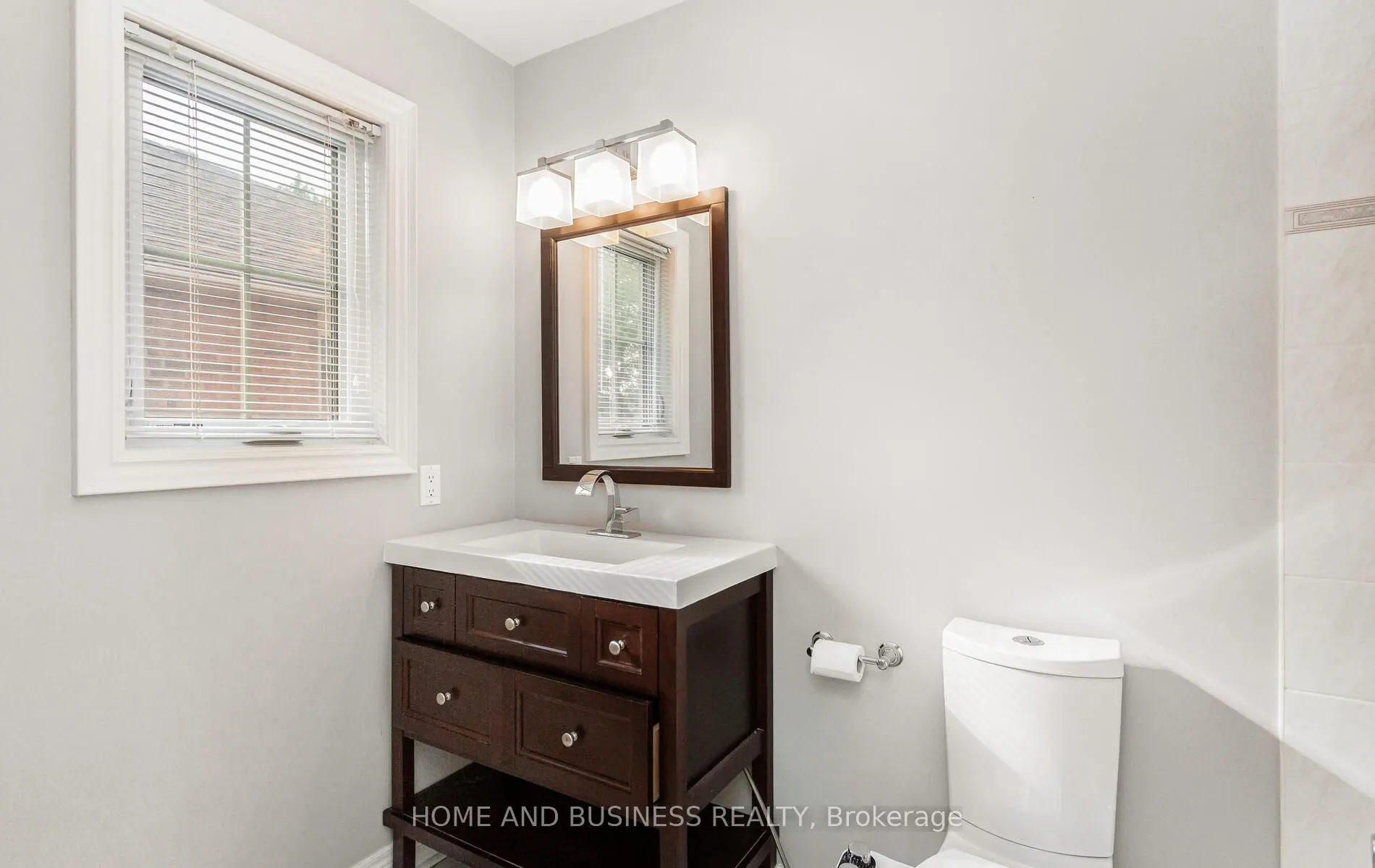 2192 Oakmead Boulevard