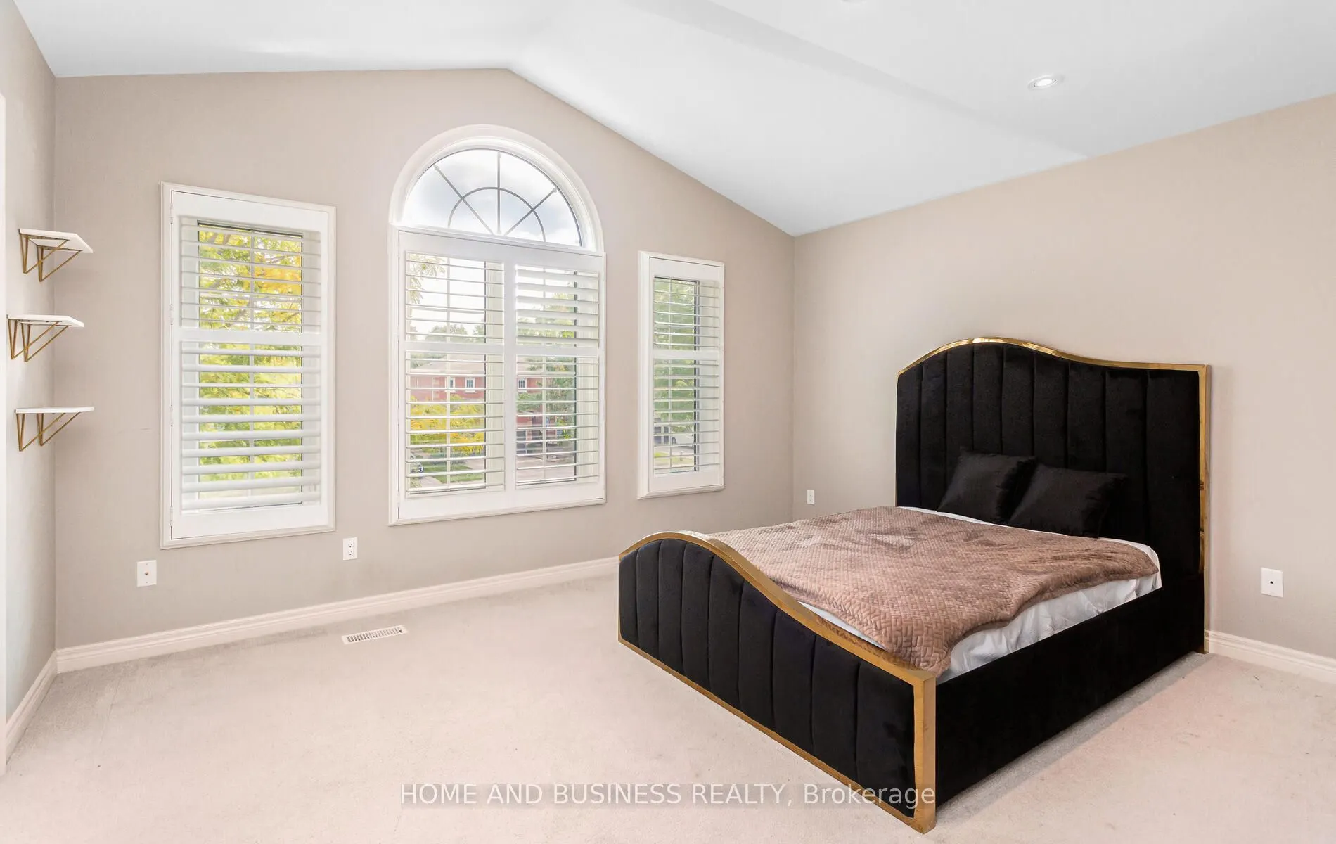 2192 Oakmead Boulevard