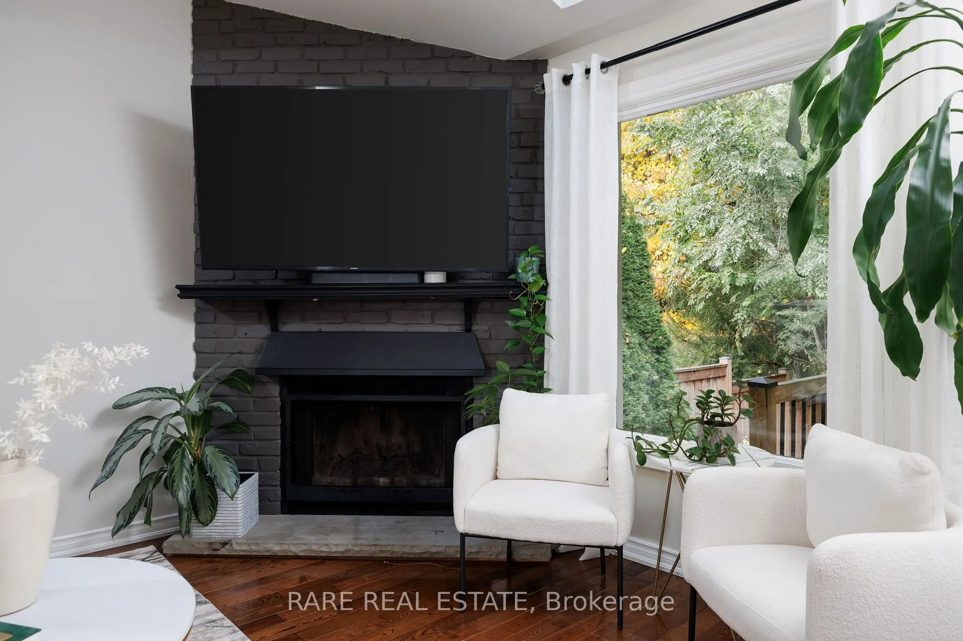 3242 GREENBOUGH Crescent