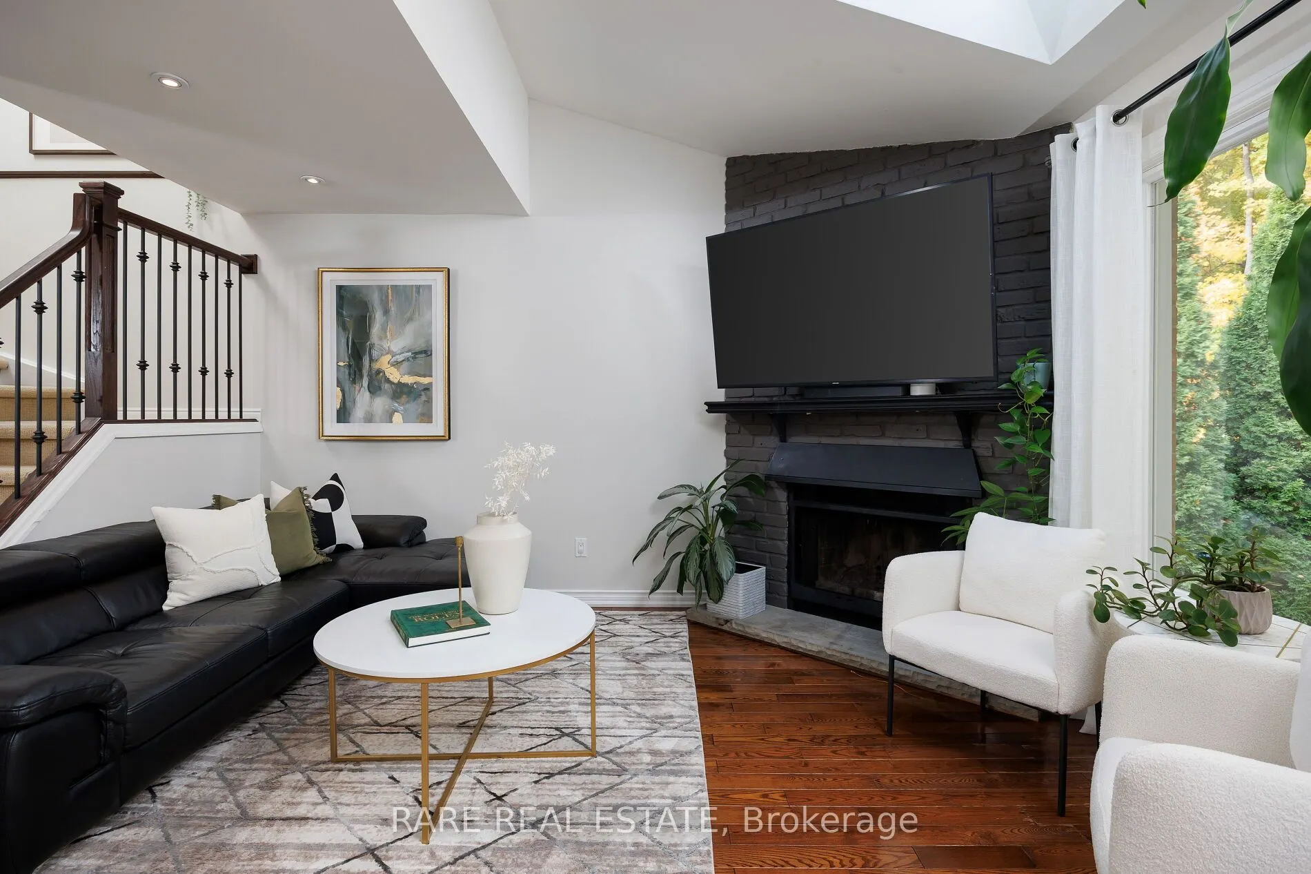 3242 GREENBOUGH Crescent