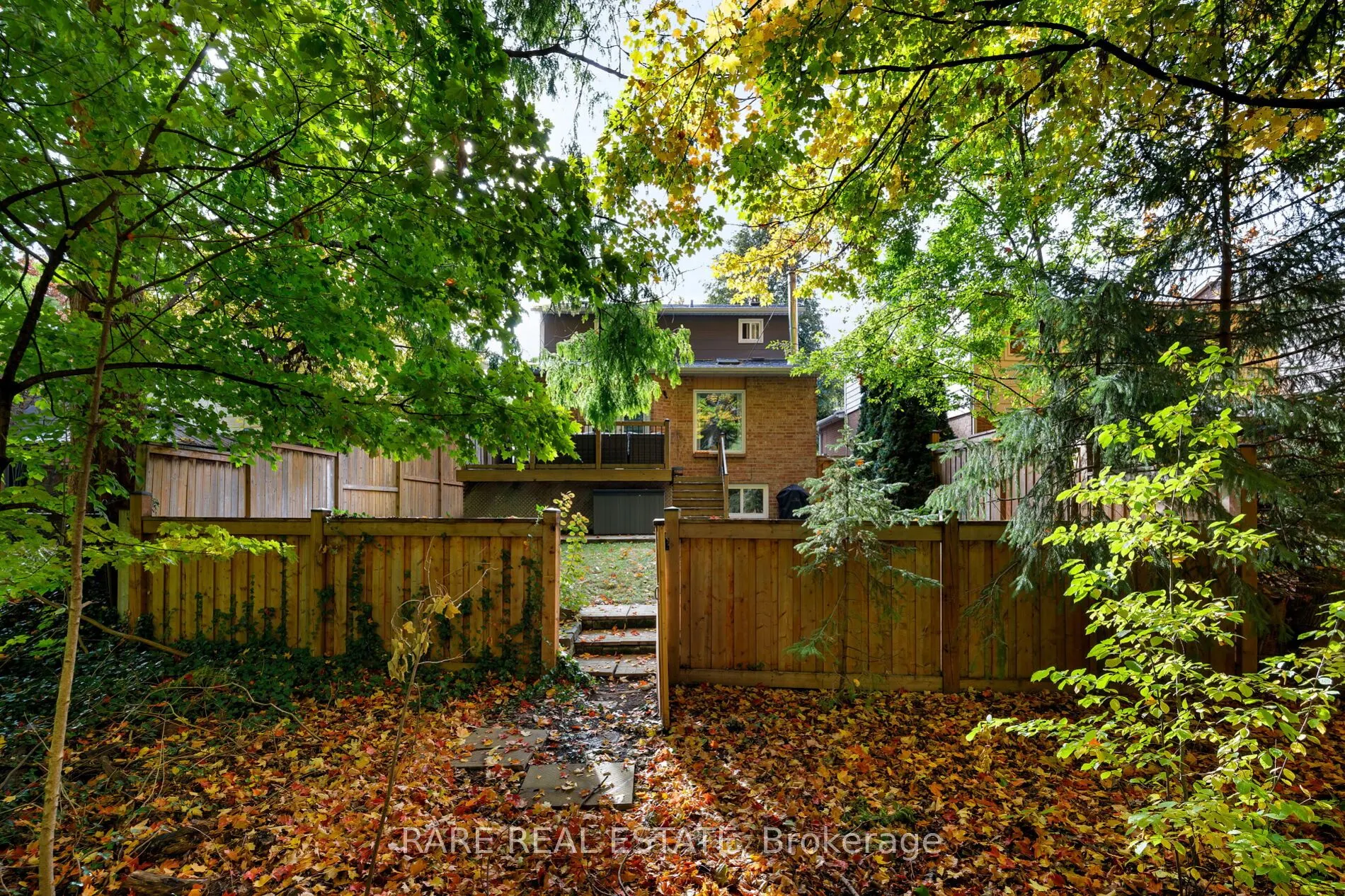 3242 GREENBOUGH Crescent