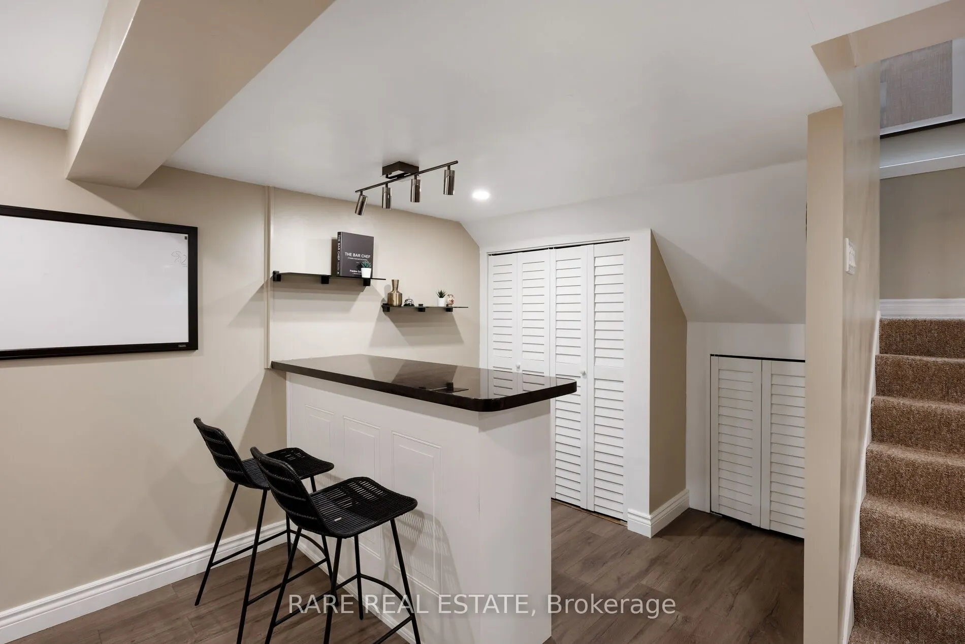 3242 GREENBOUGH Crescent