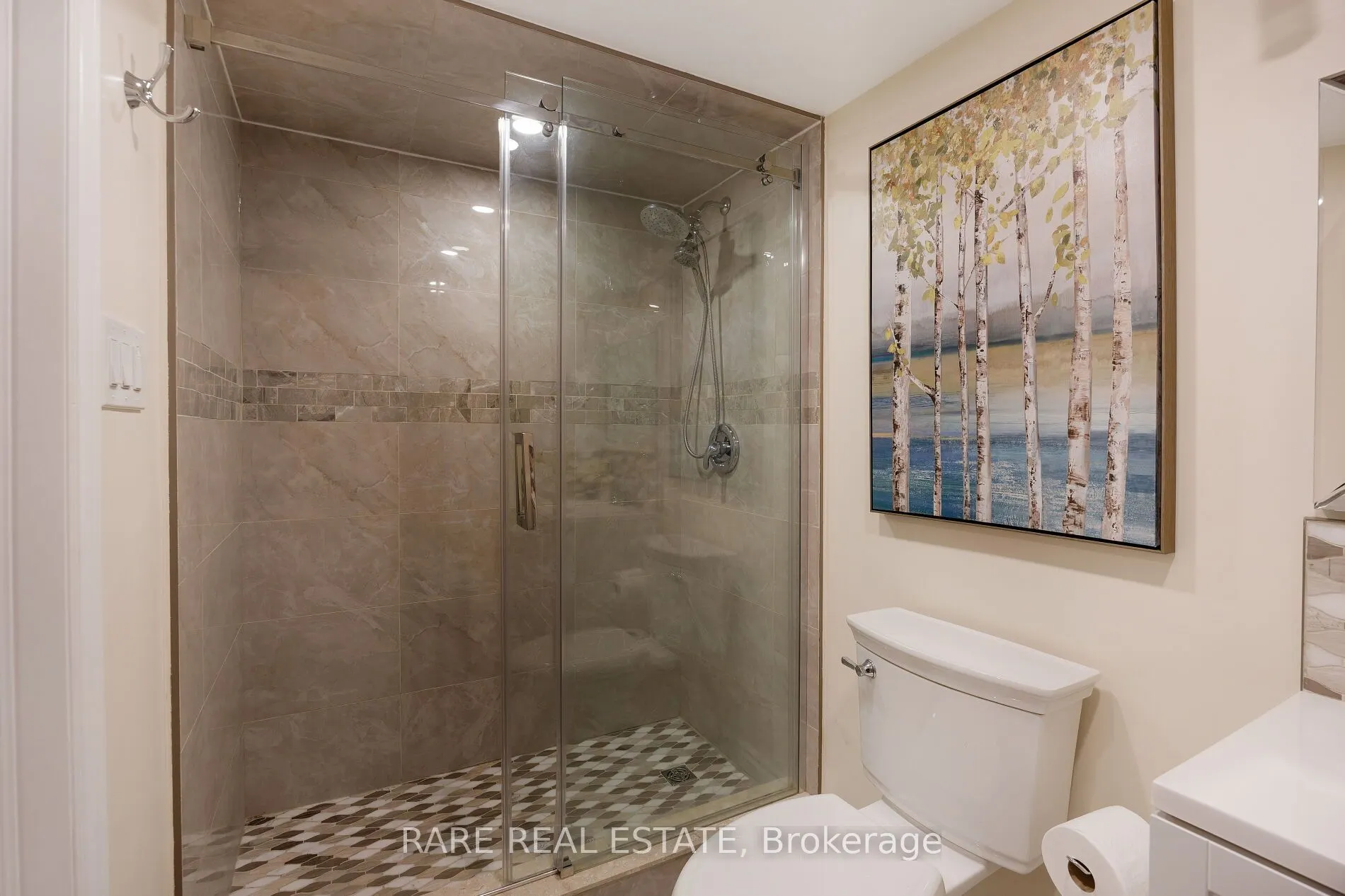 3242 GREENBOUGH Crescent