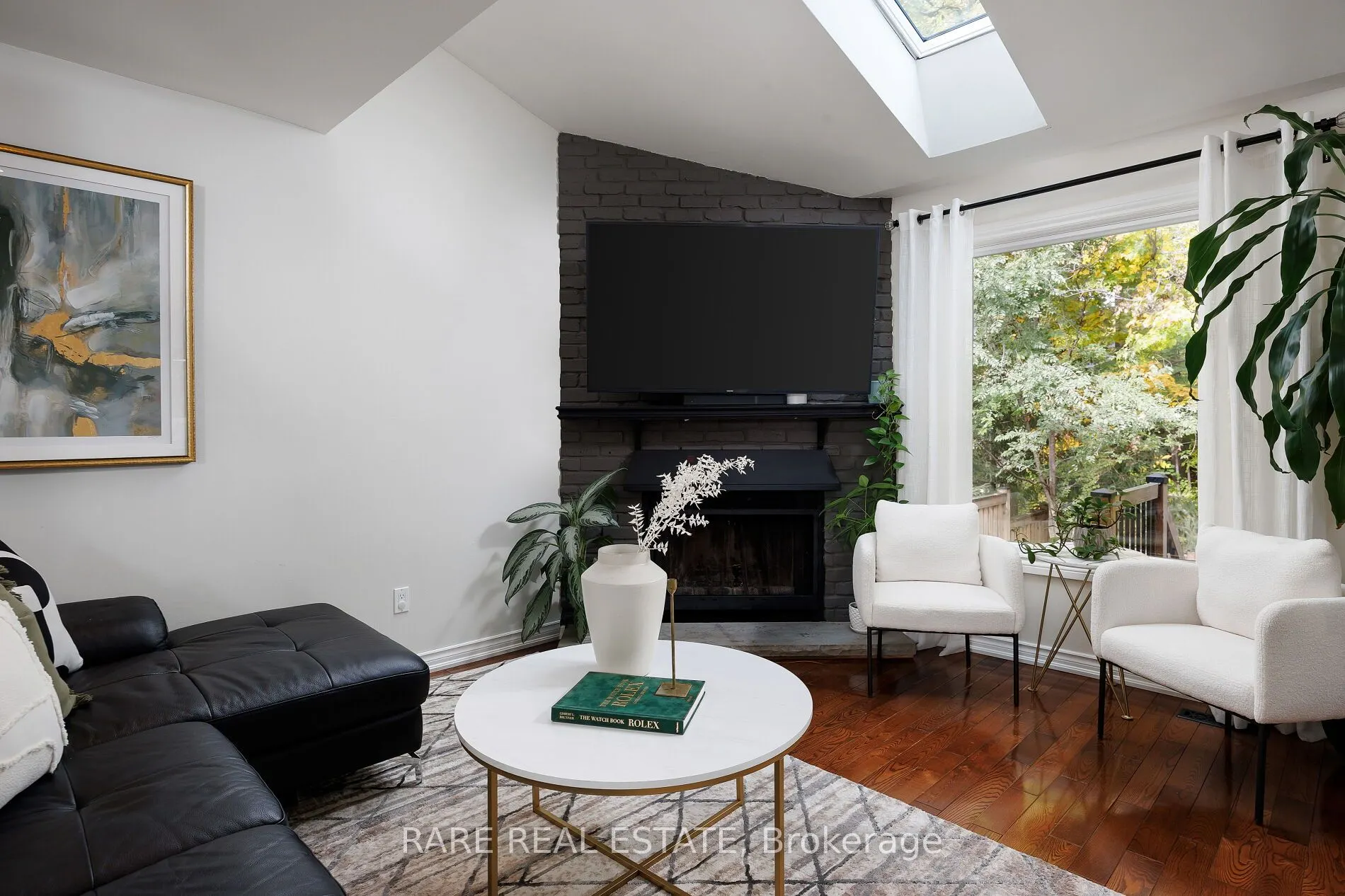 3242 GREENBOUGH Crescent