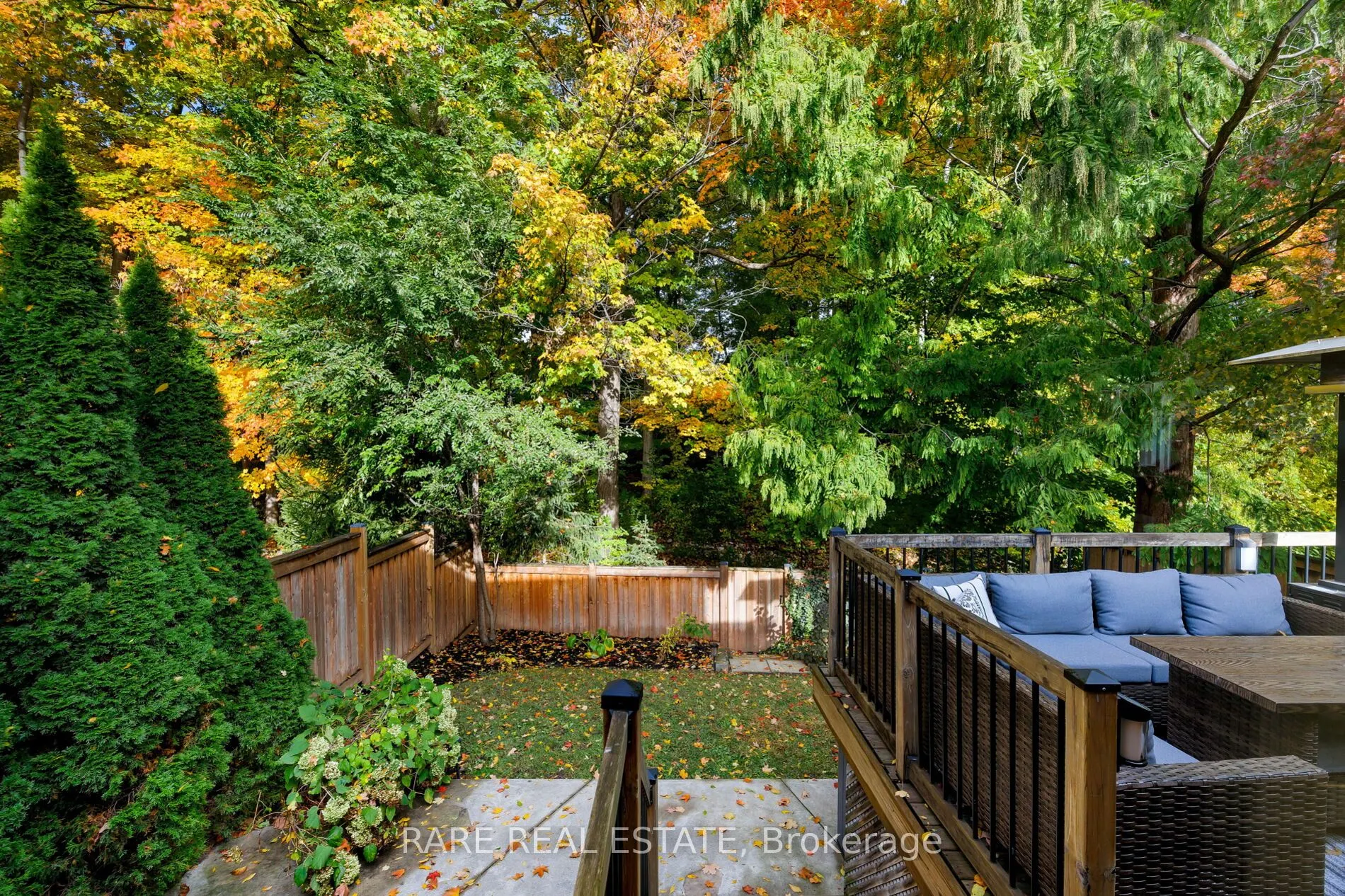 3242 GREENBOUGH Crescent