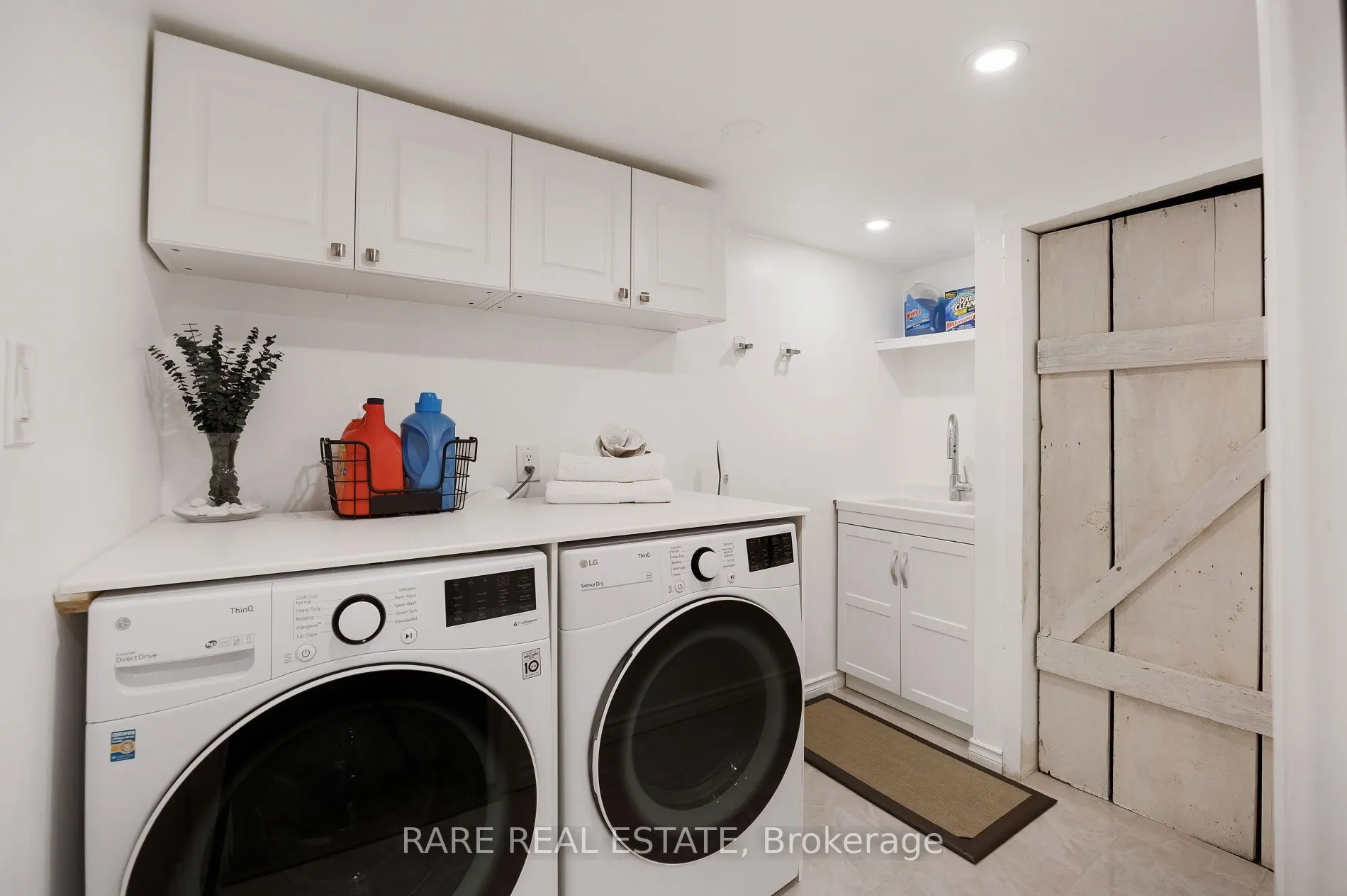 3242 GREENBOUGH Crescent