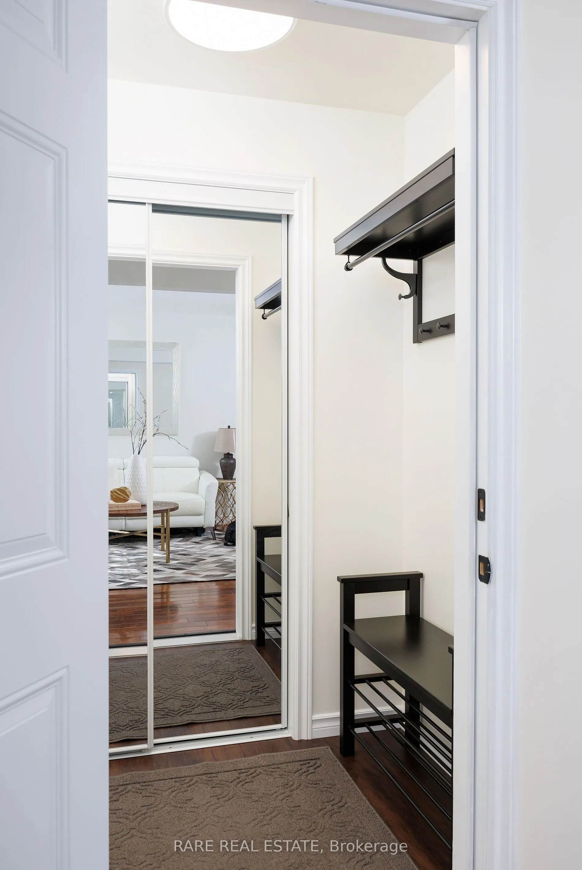 3242 GREENBOUGH Crescent