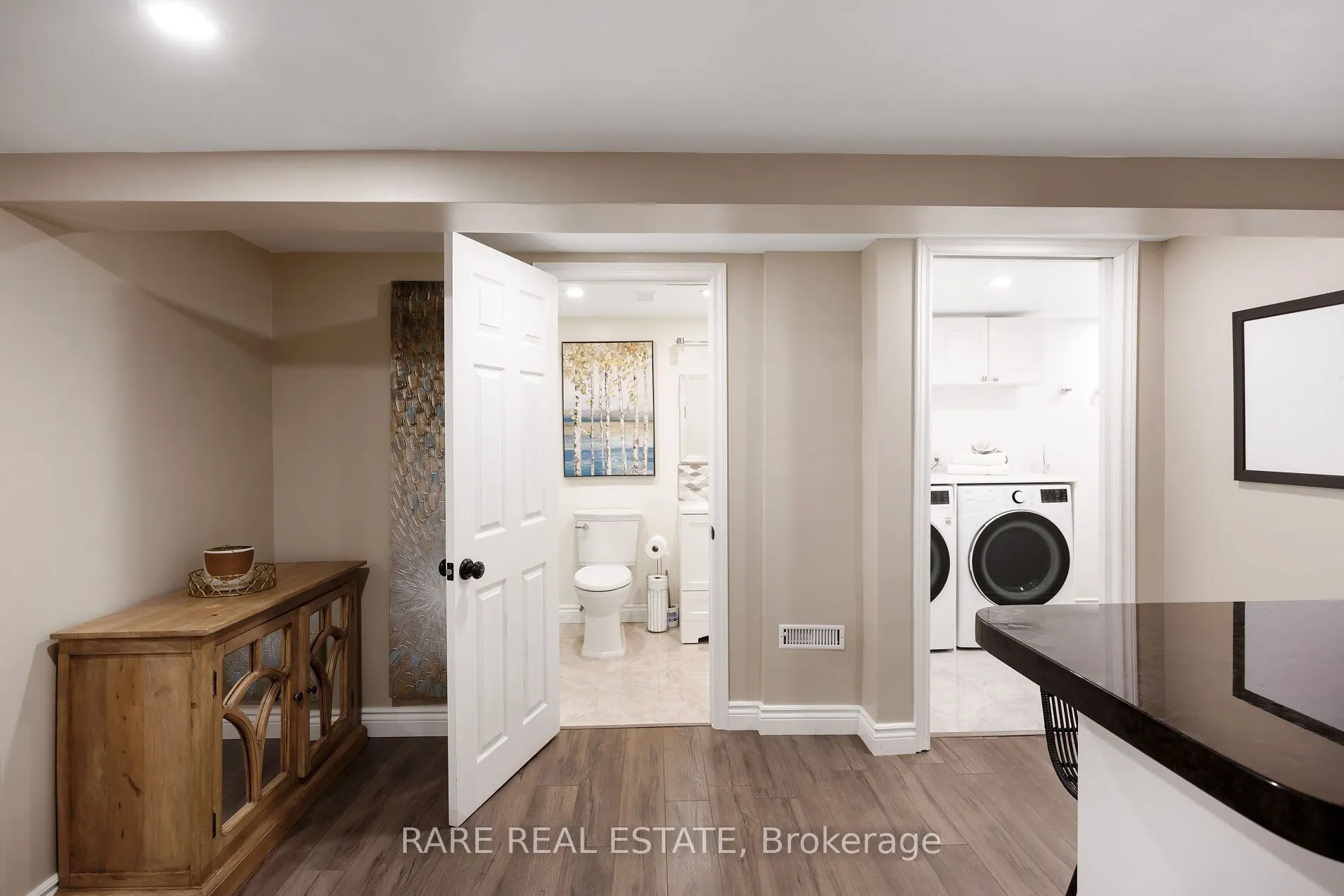 3242 GREENBOUGH Crescent