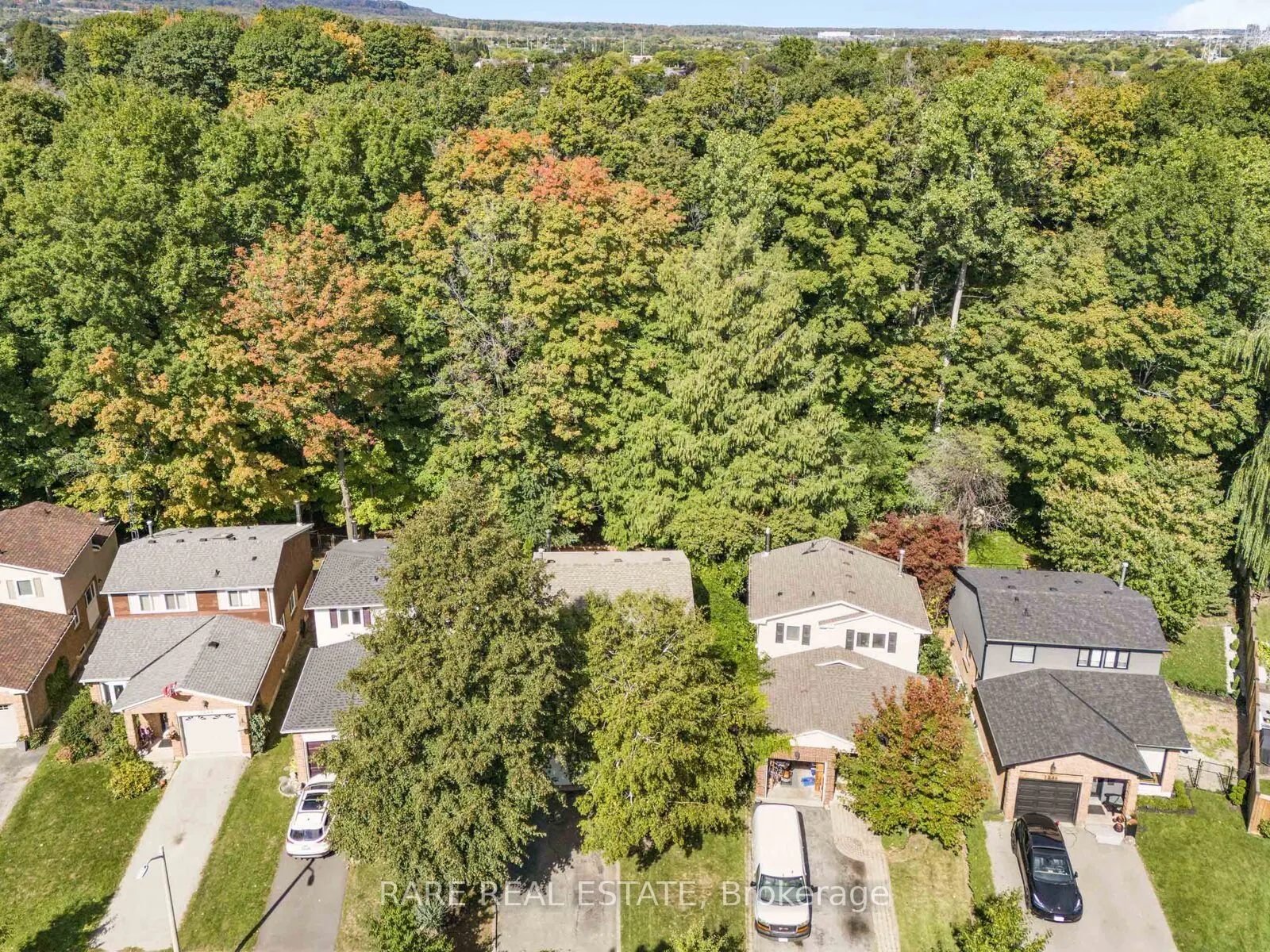 3242 GREENBOUGH Crescent