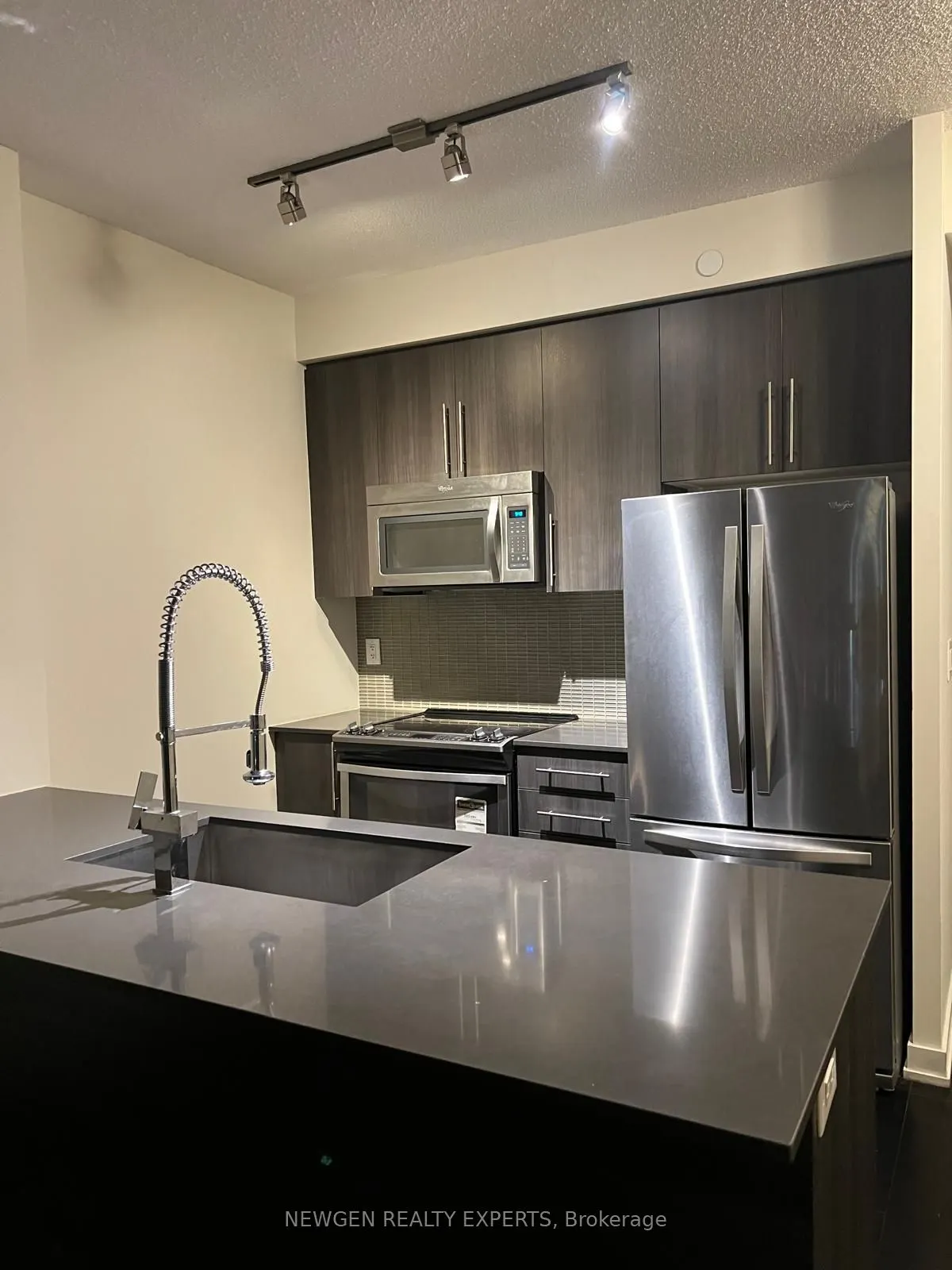 4011 Brickstone Mews, #906