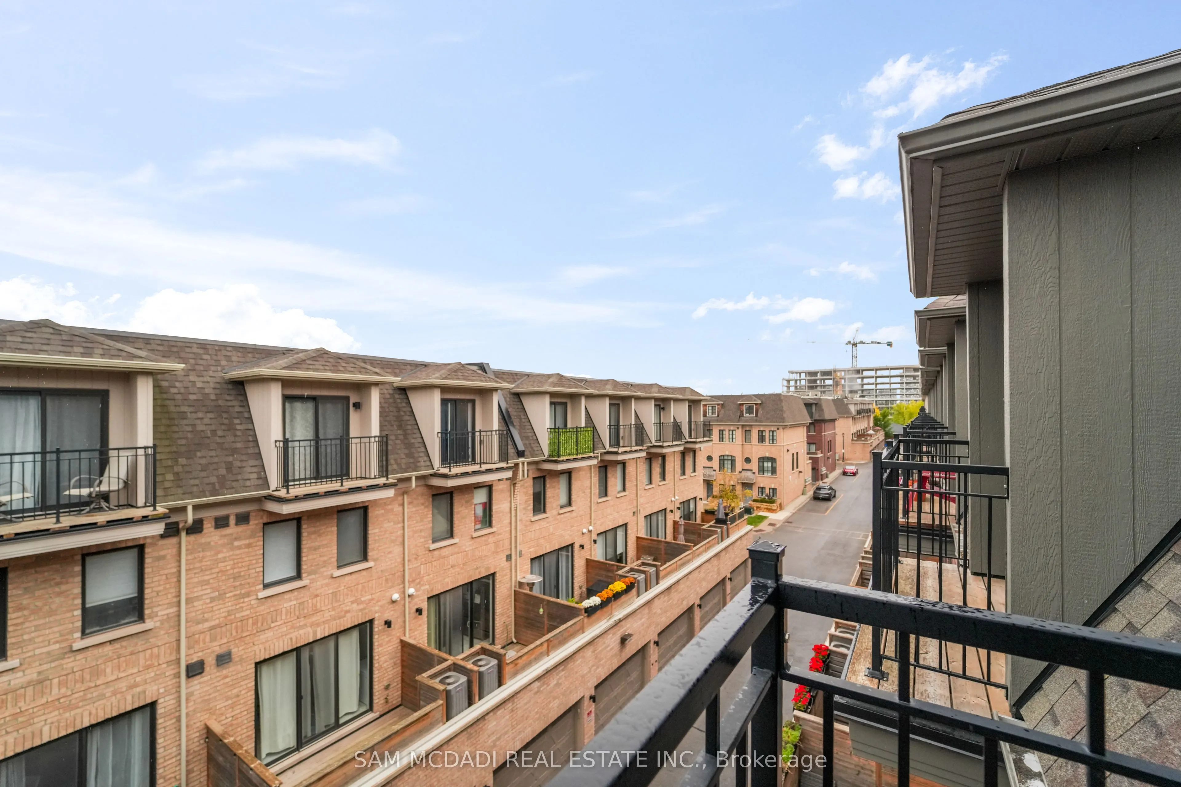 2160 Trafalgar Road, #2