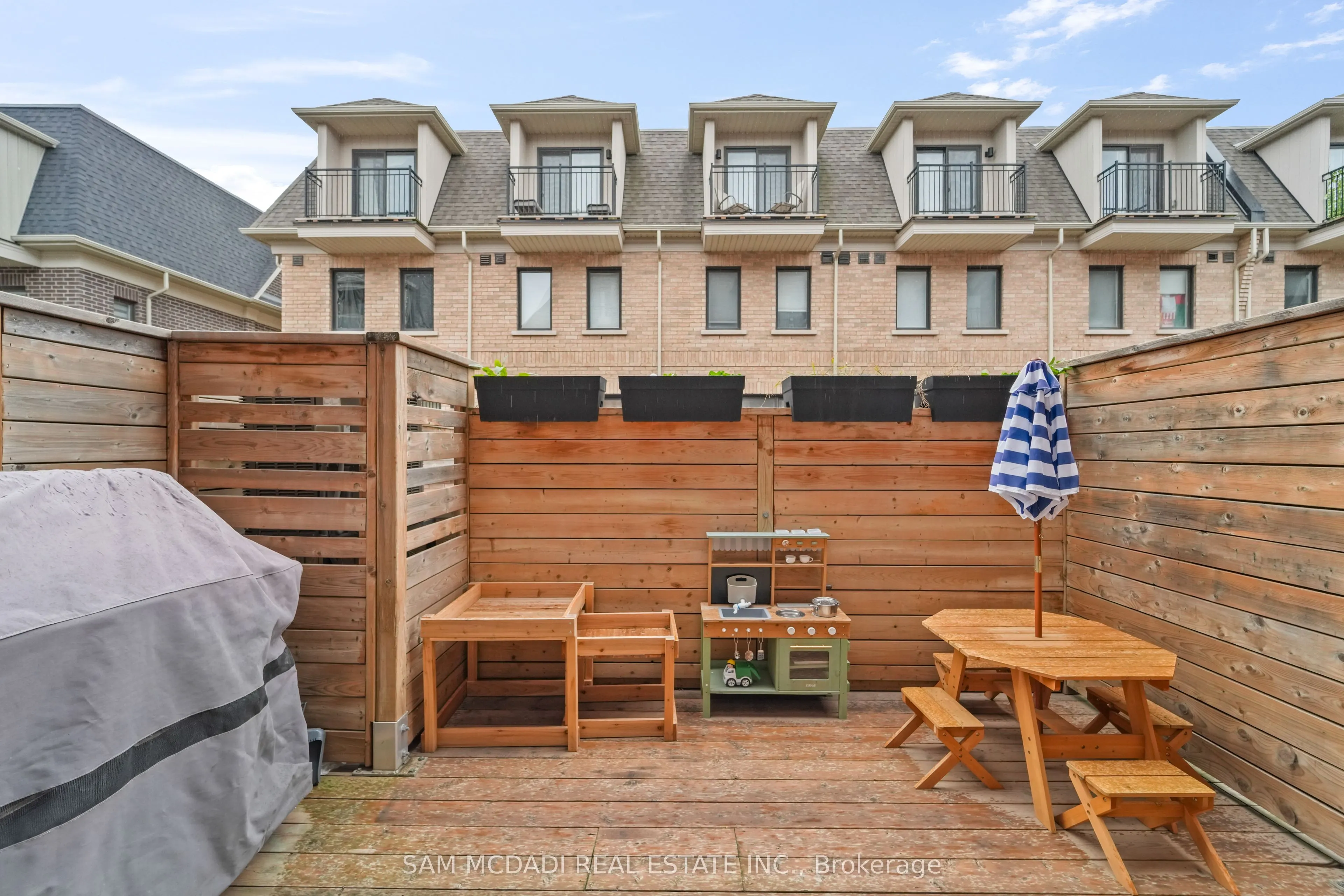 2160 Trafalgar Road, #2