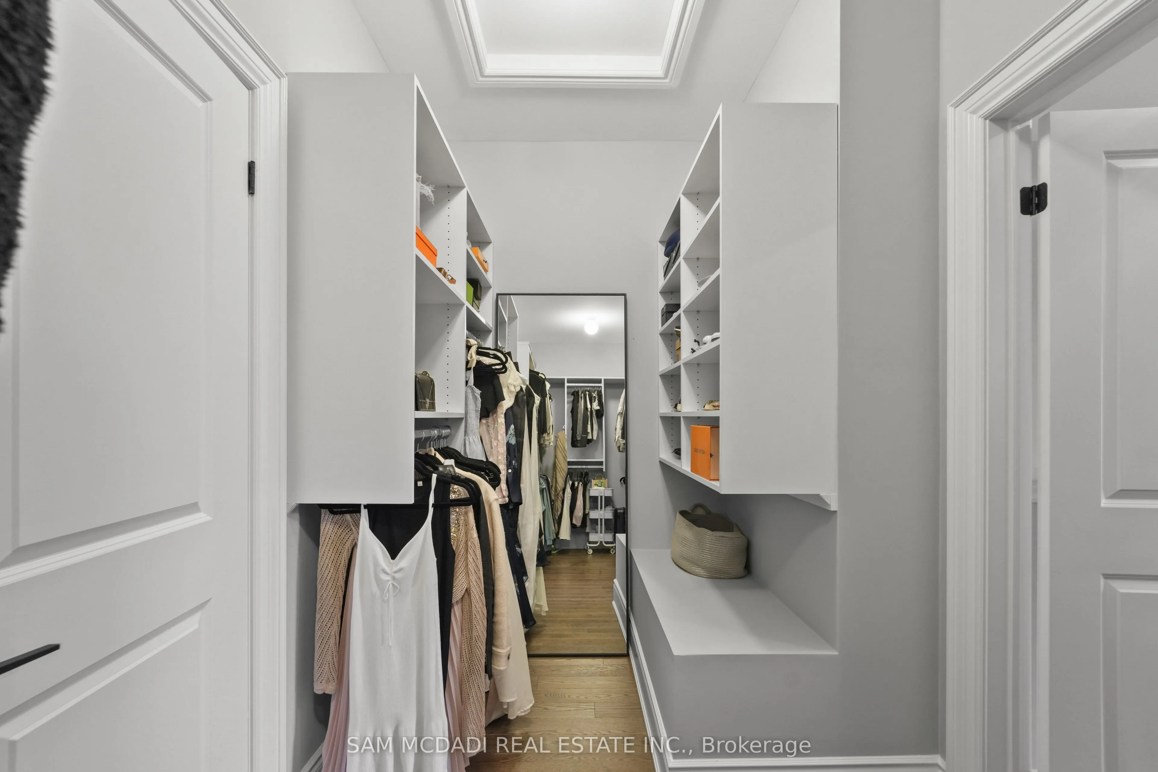 2160 Trafalgar Road, #2