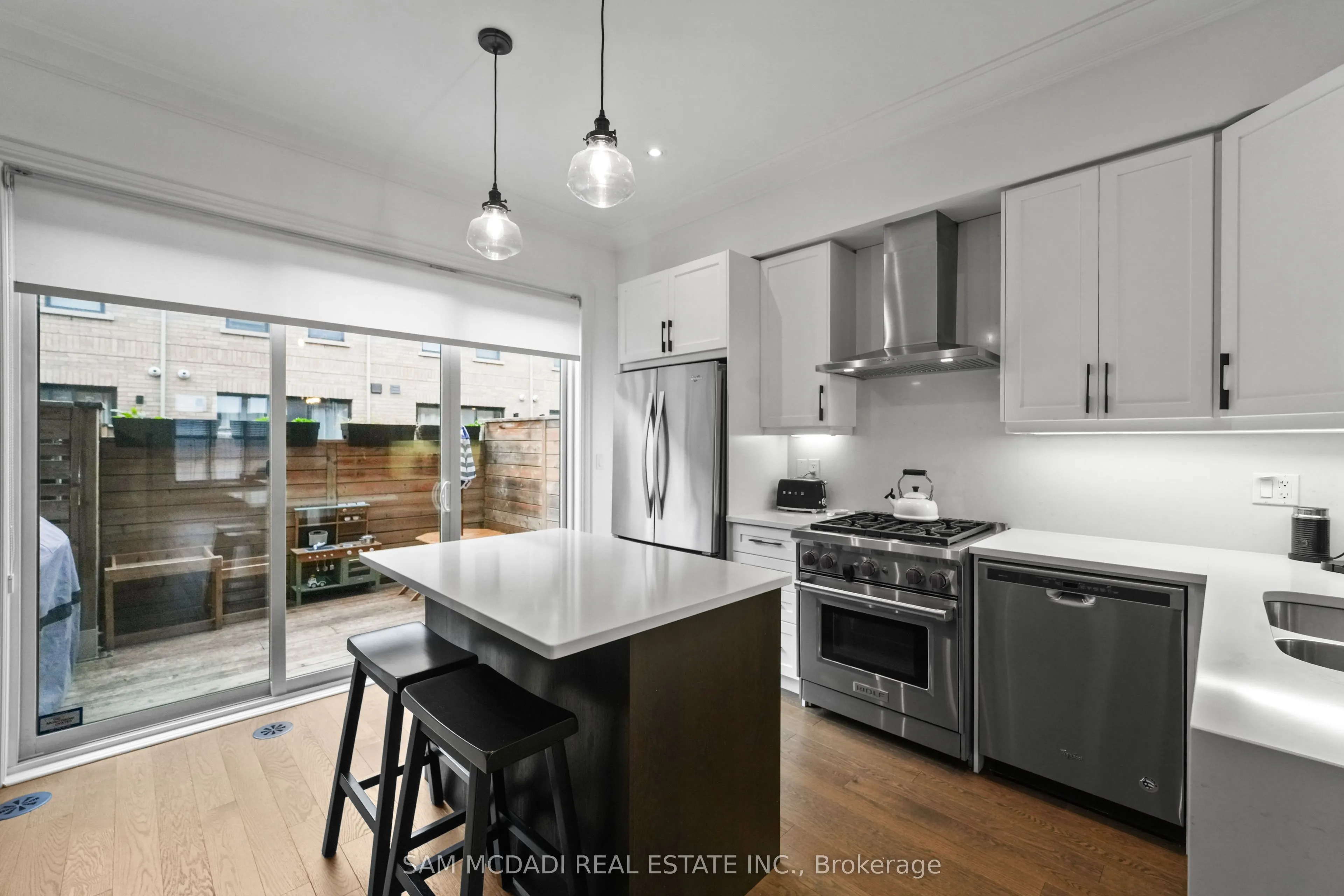 2160 Trafalgar Road, #2