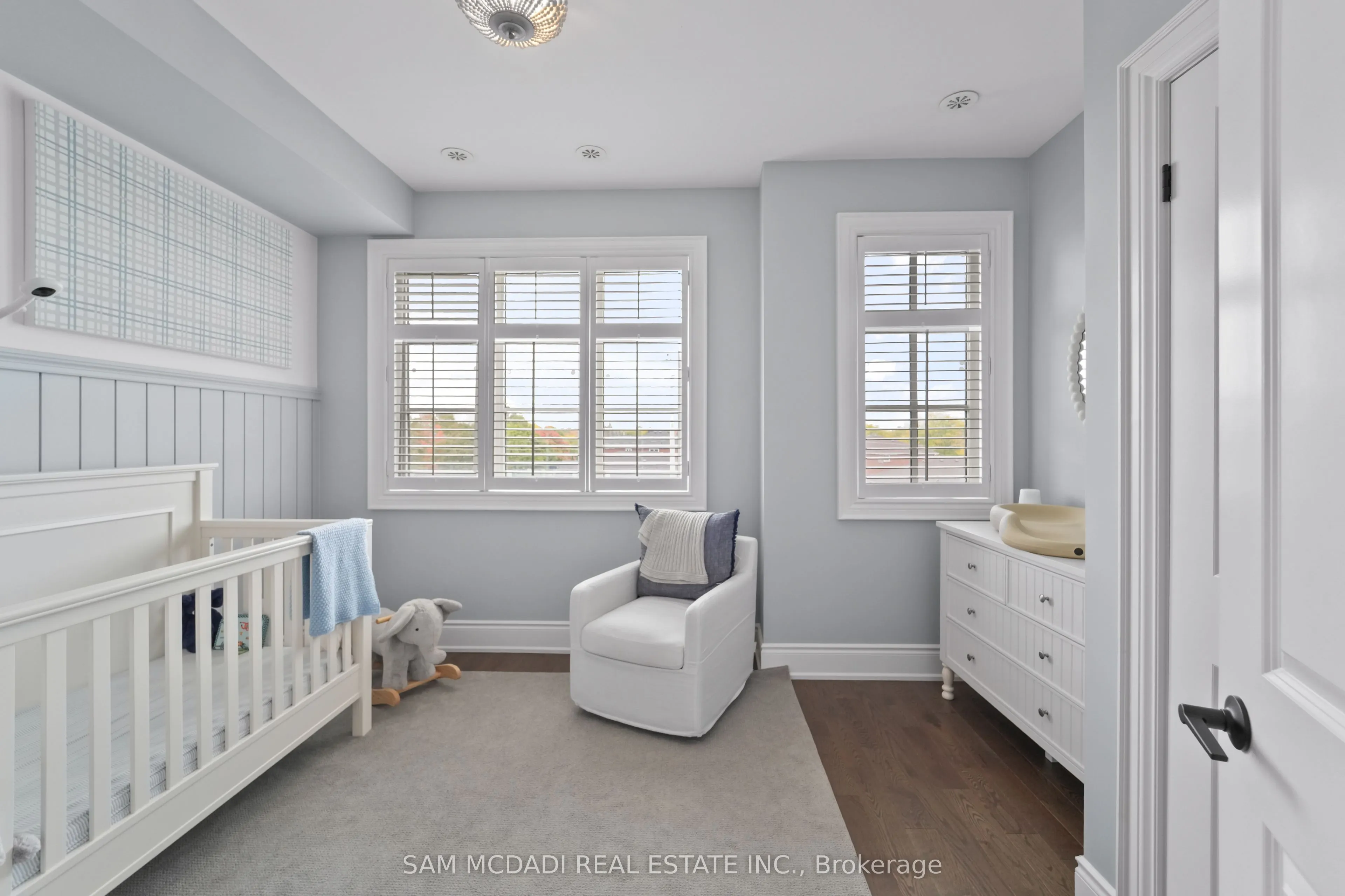 2160 Trafalgar Road, #2