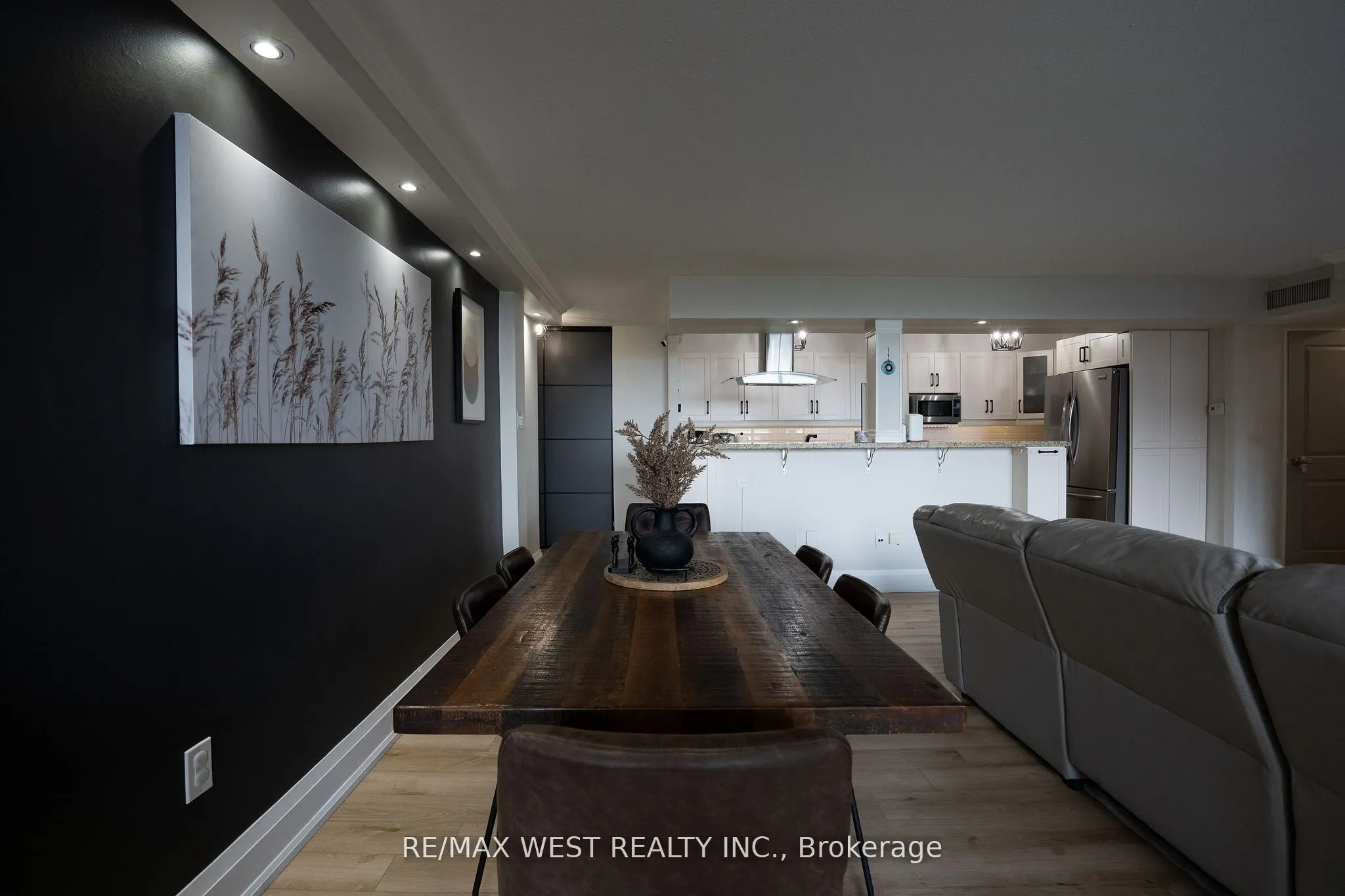 61 Richview Road, #1603