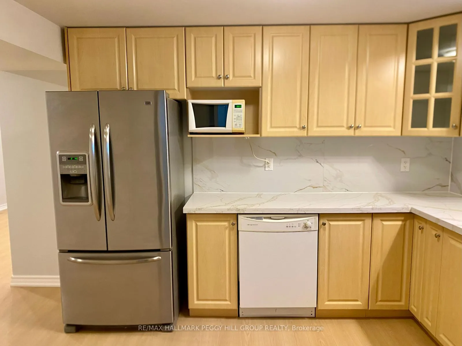 1 Shady Glen Crescent, #Lower