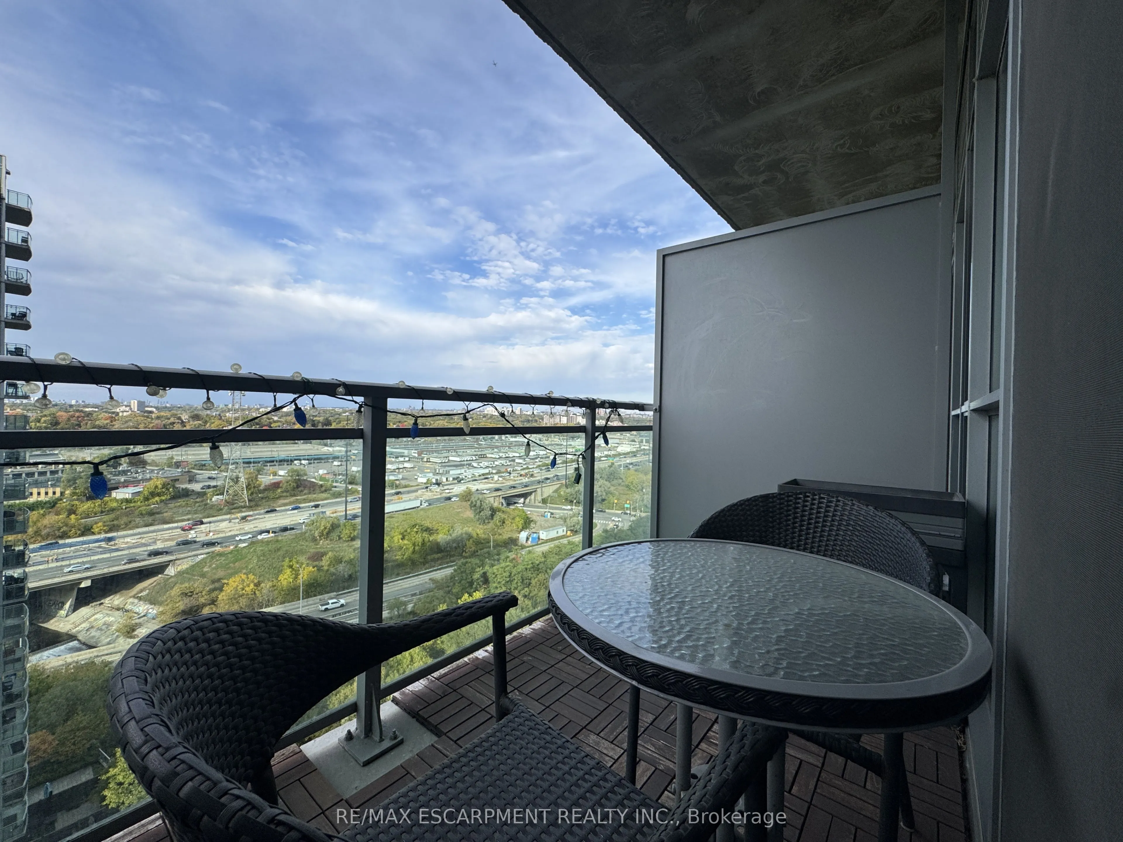 165 Legion Road N, #1622