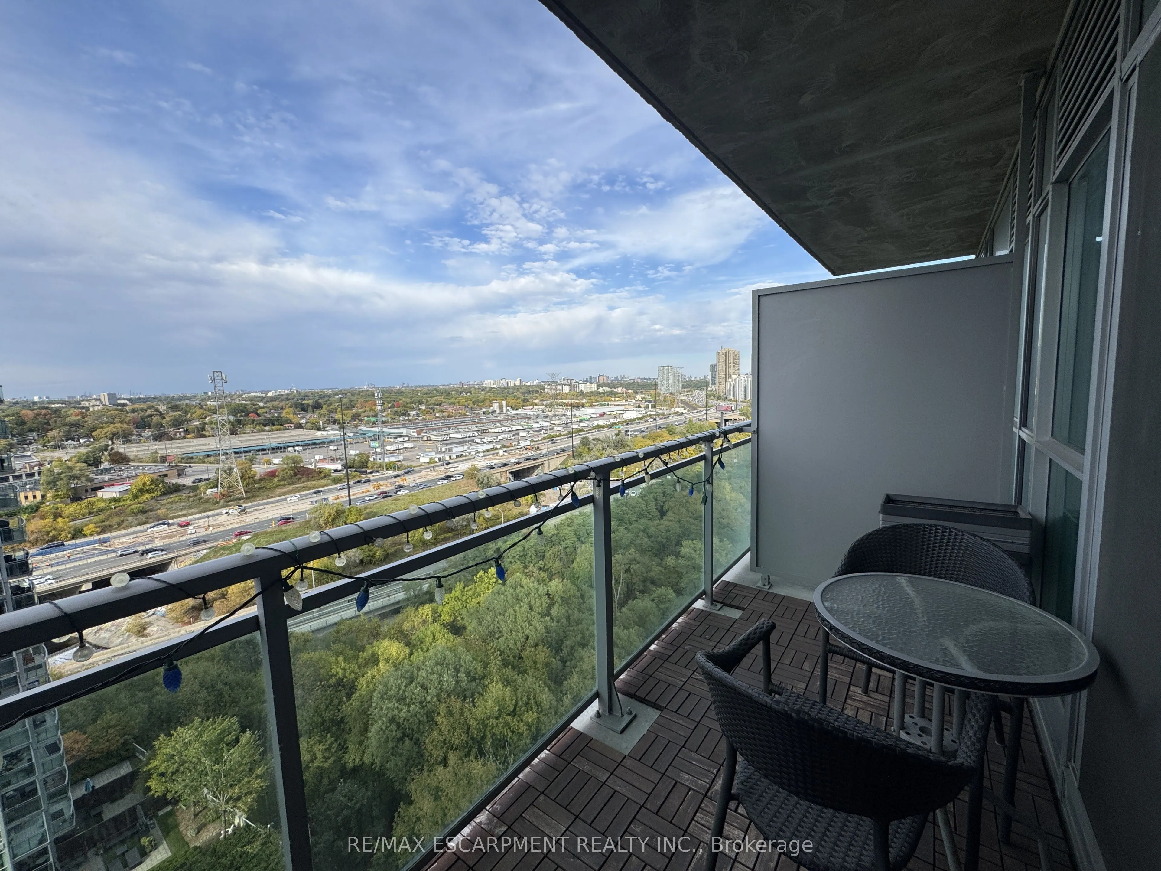 165 Legion Road N, #1622