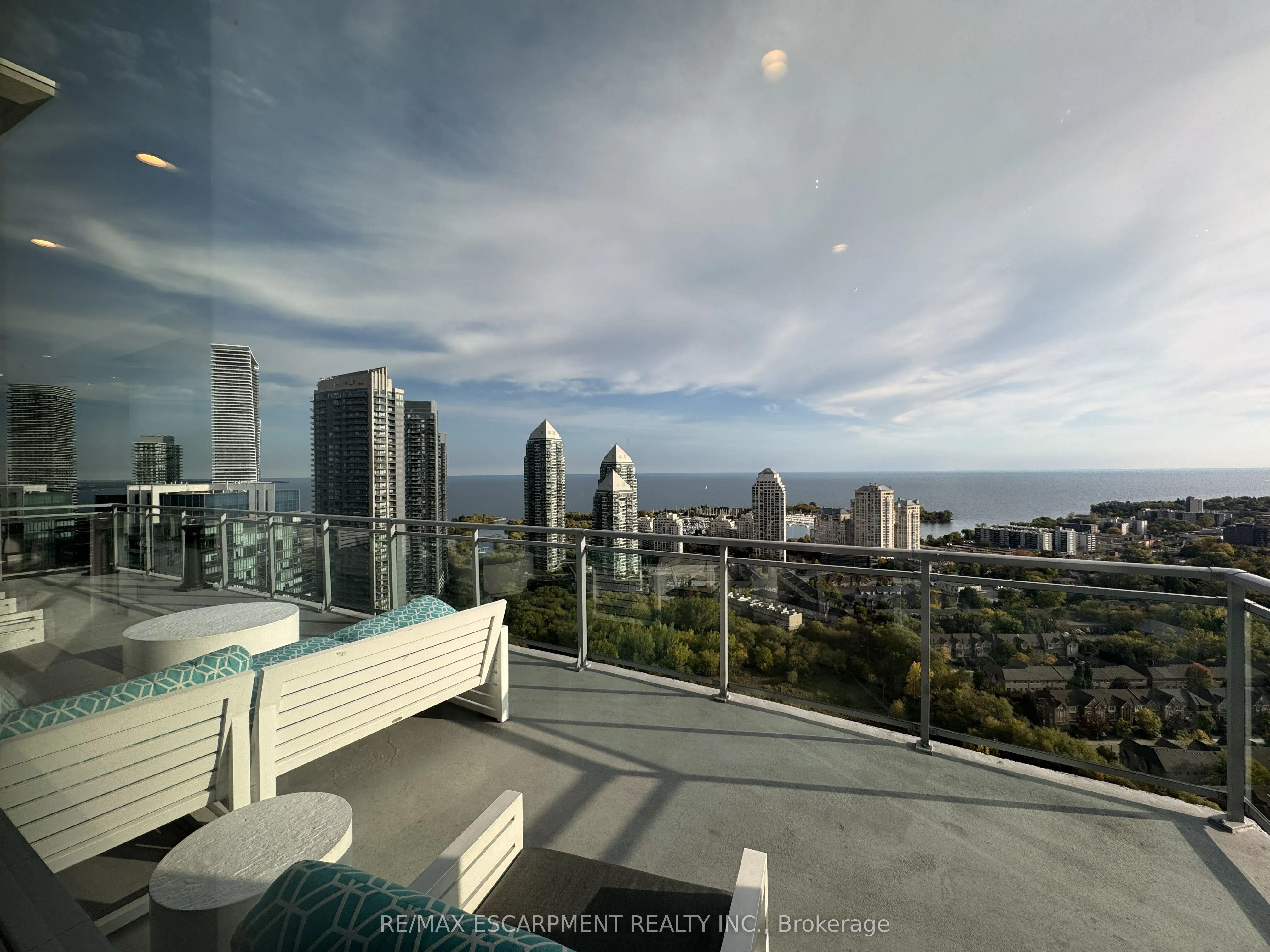 165 Legion Road N, #1622