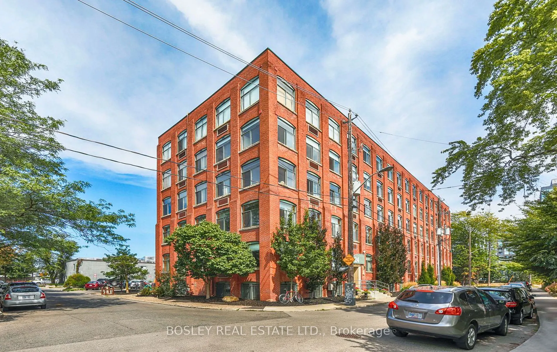 24 Noble Street, #111