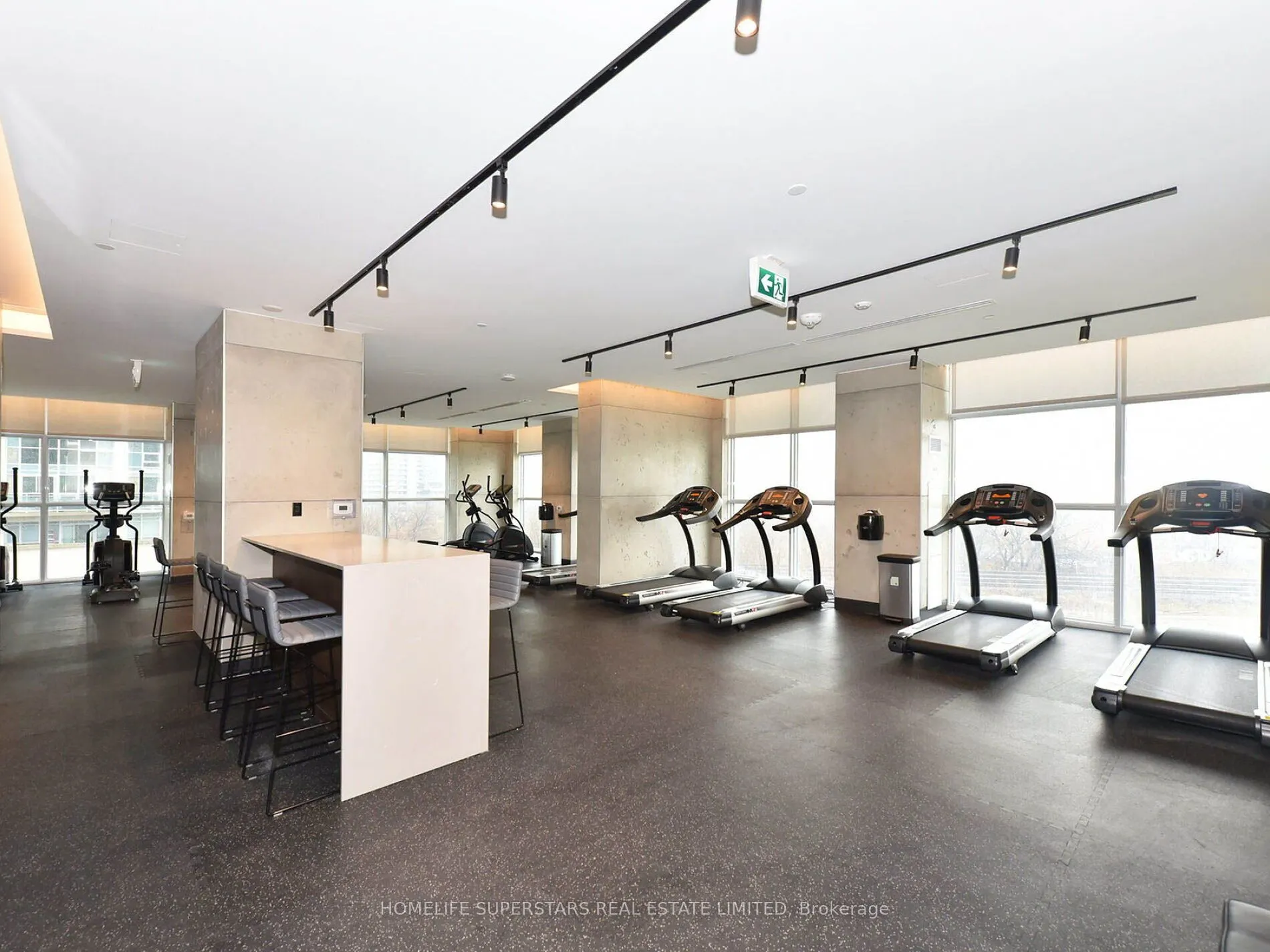 251 Manitoba Street, #1810