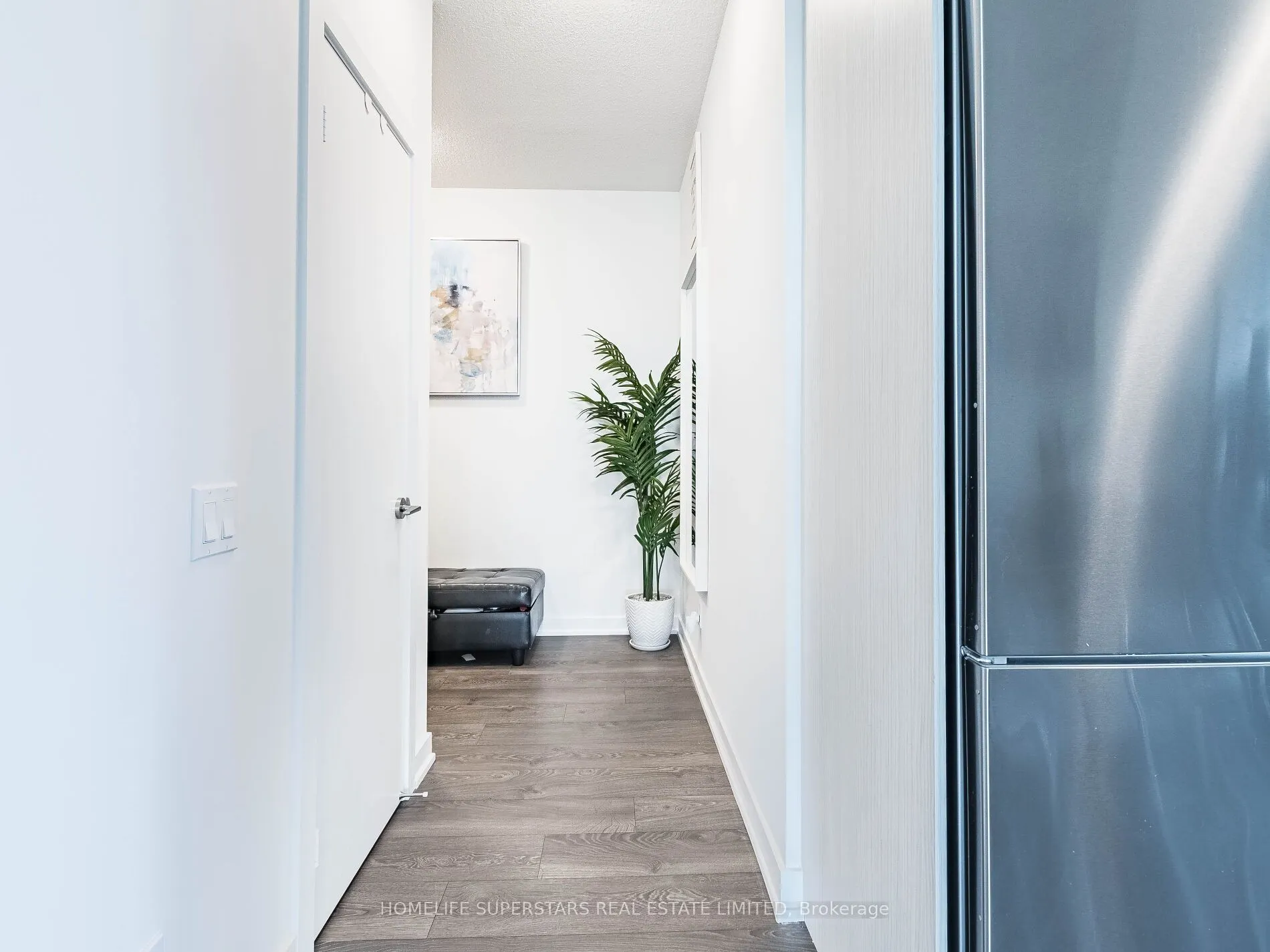 251 Manitoba Street, #1810