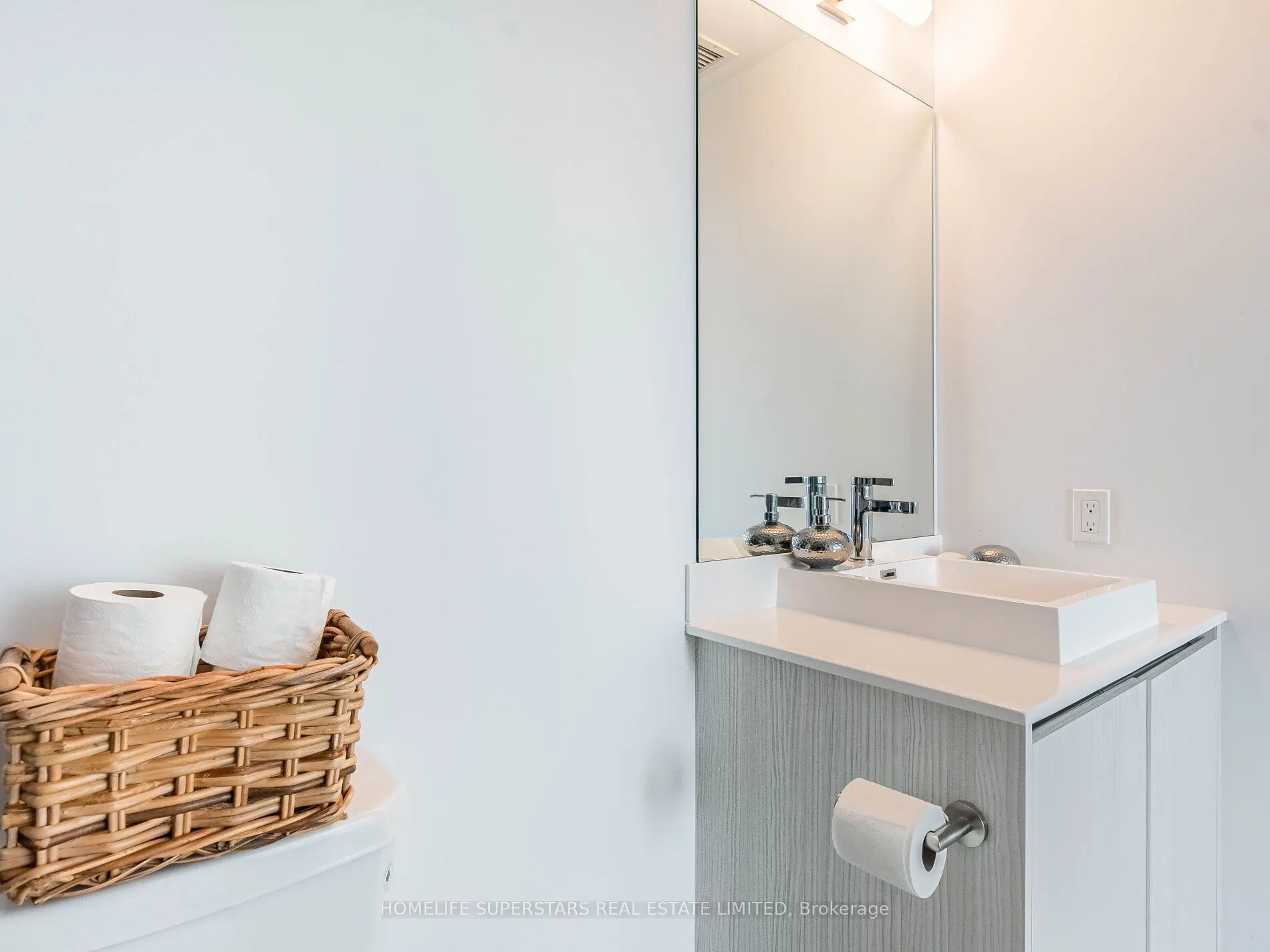 251 Manitoba Street, #1810
