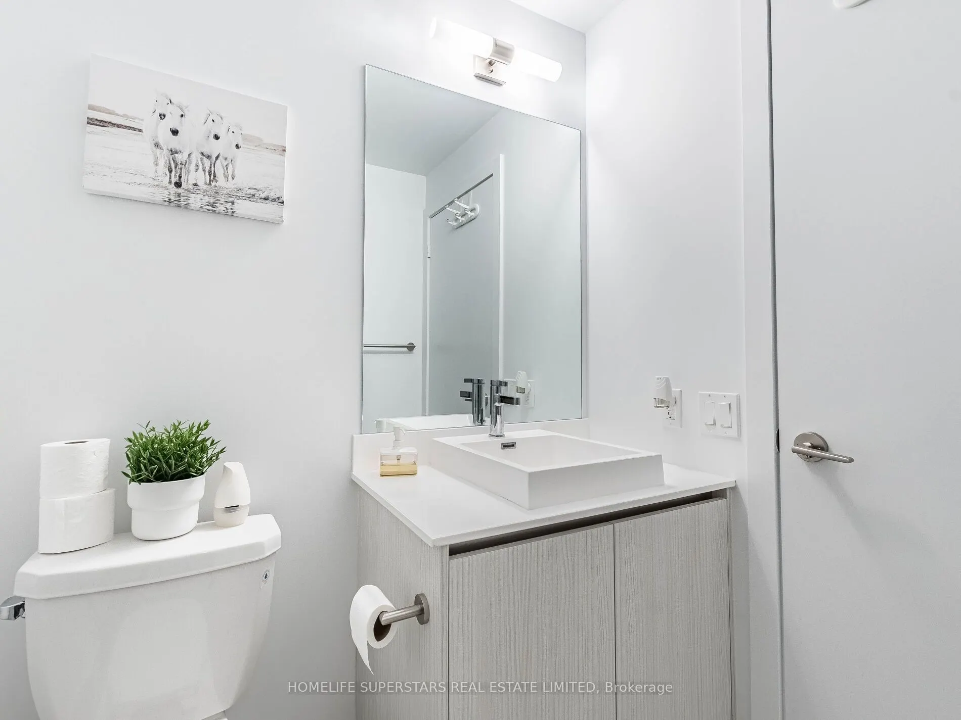 251 Manitoba Street, #1810