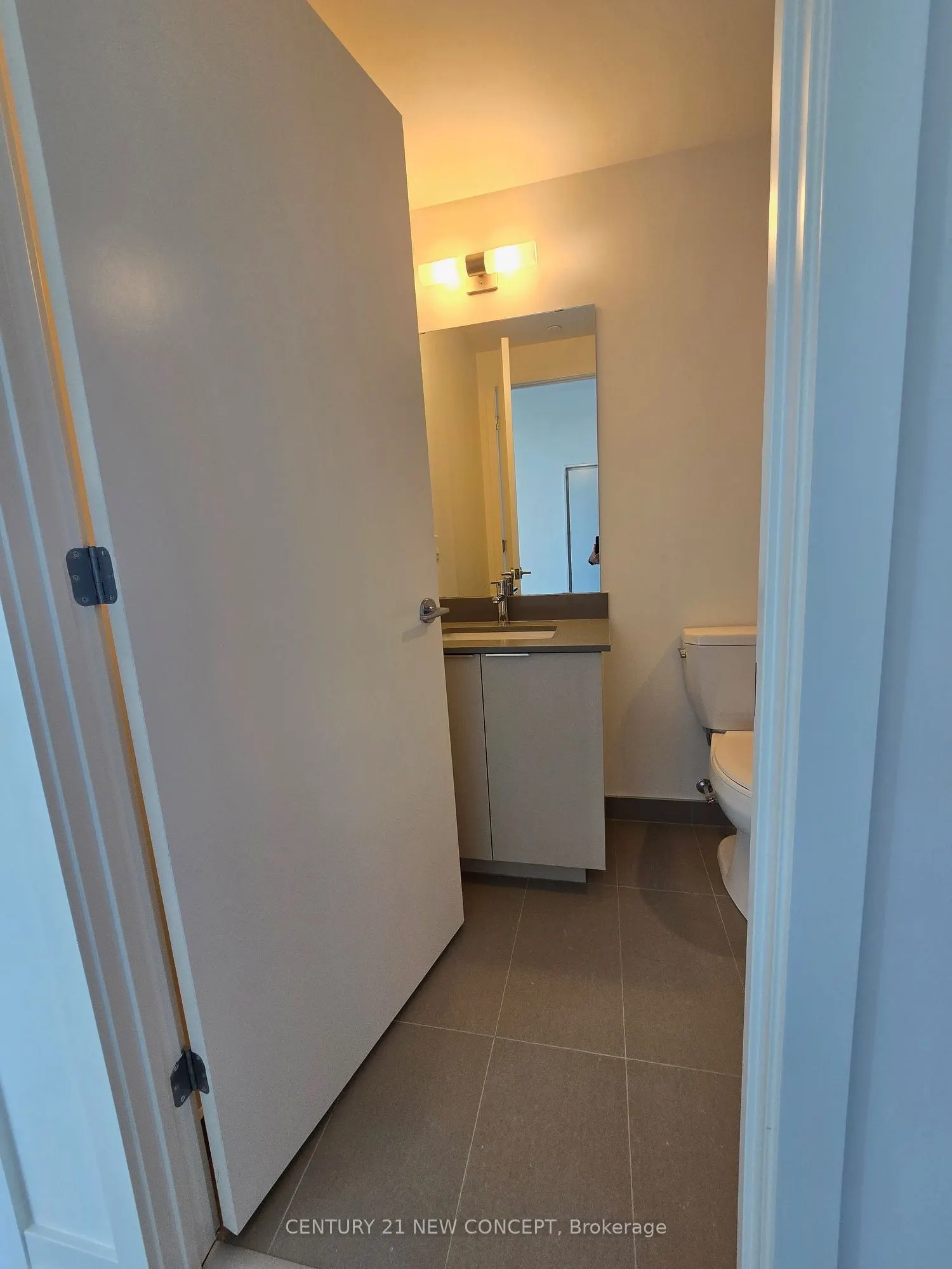 3071 Trafalgar Road, #505