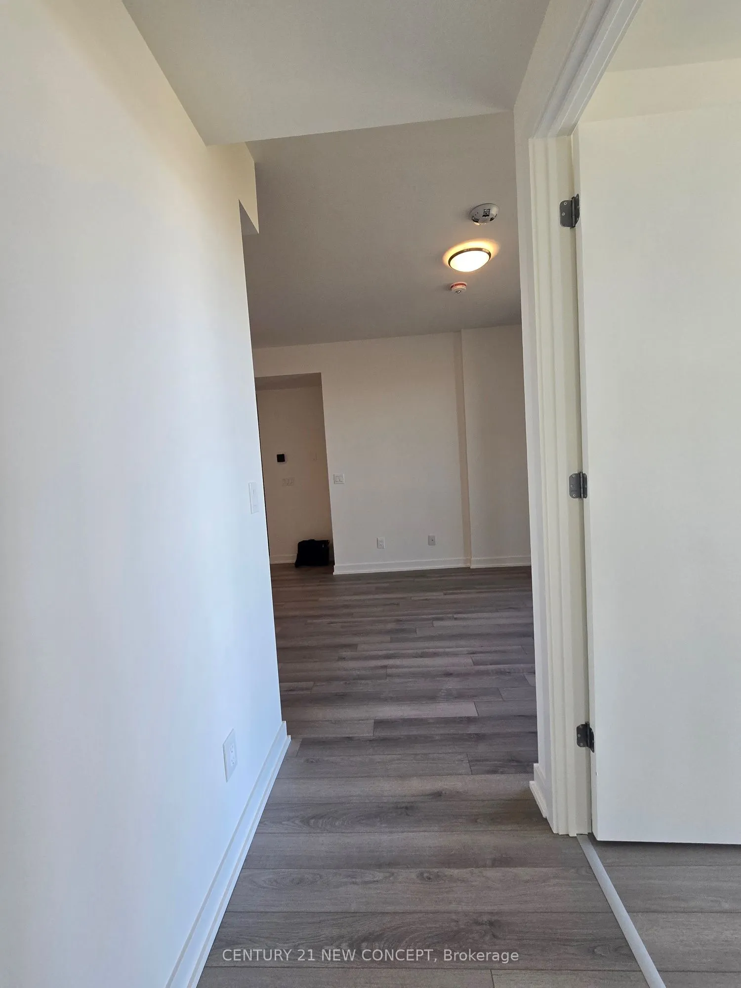 3071 Trafalgar Road, #505