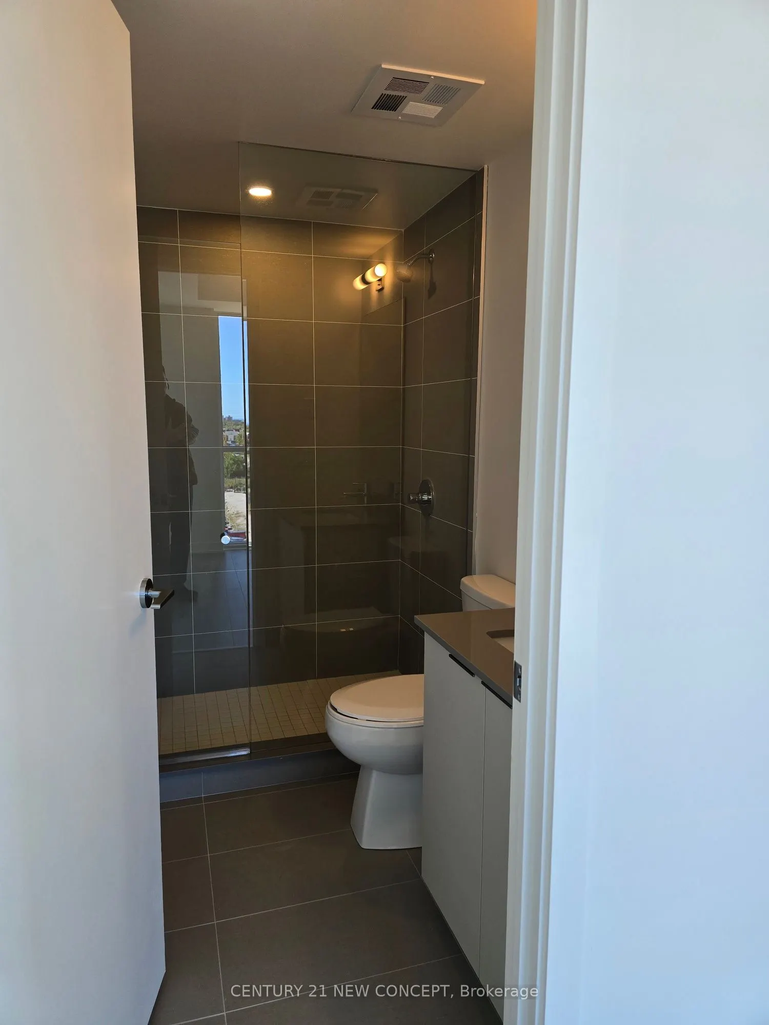 3071 Trafalgar Road, #505