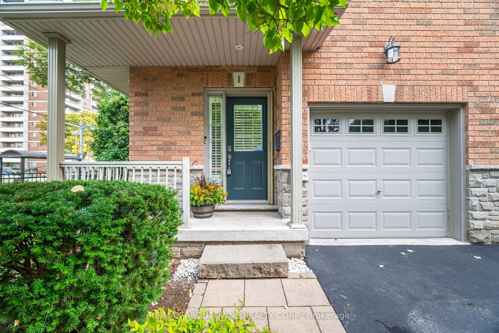 540 Guelph Line, #1