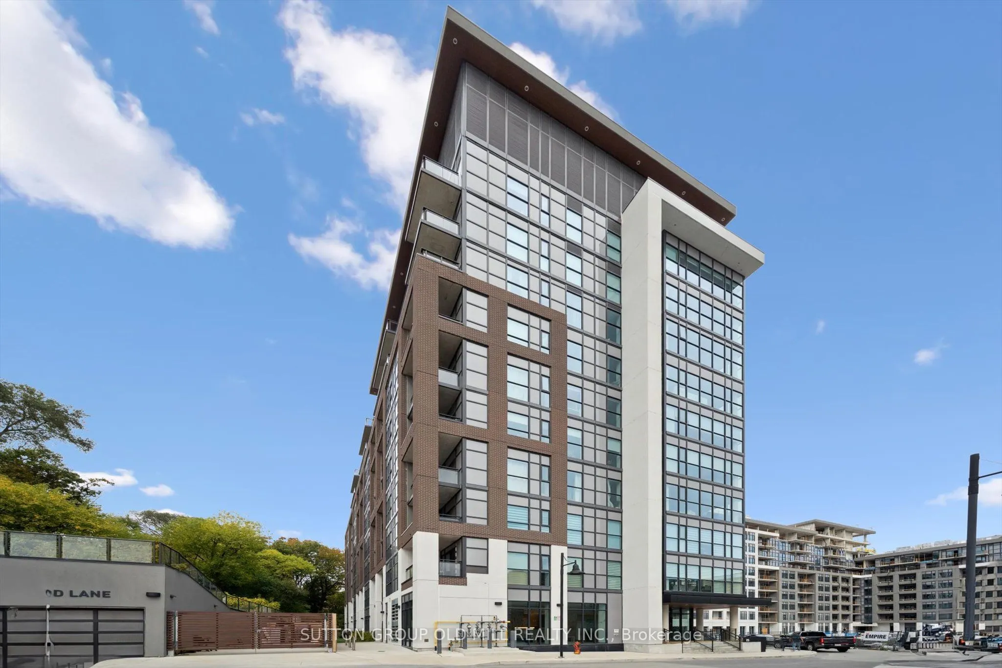 25 Neighbourhood Lane, #101