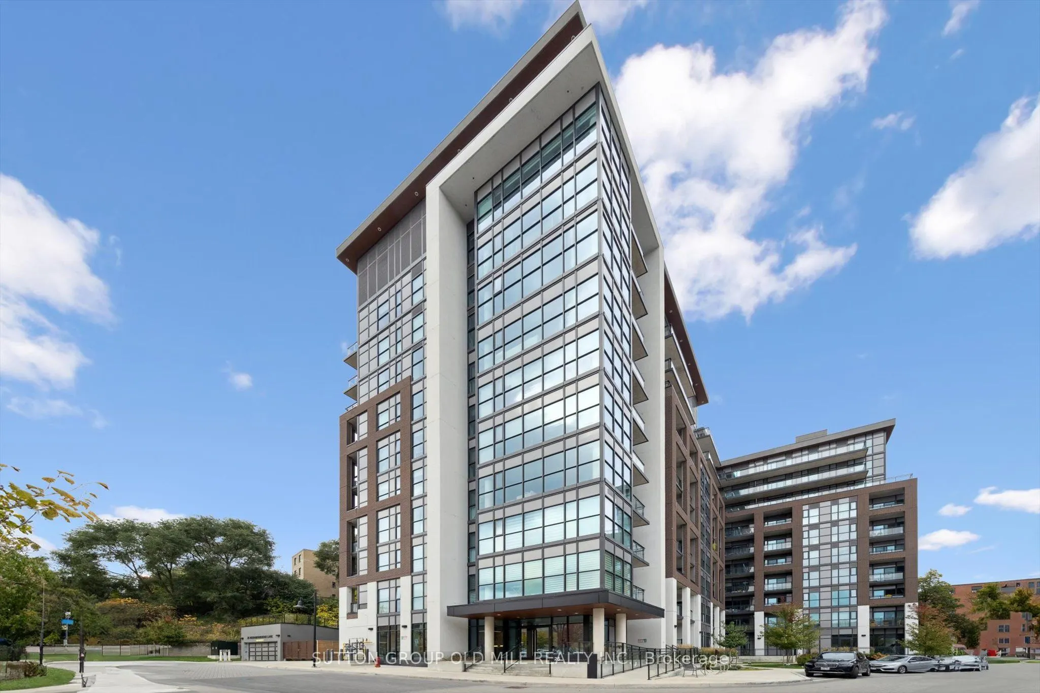 25 Neighbourhood Lane, #101