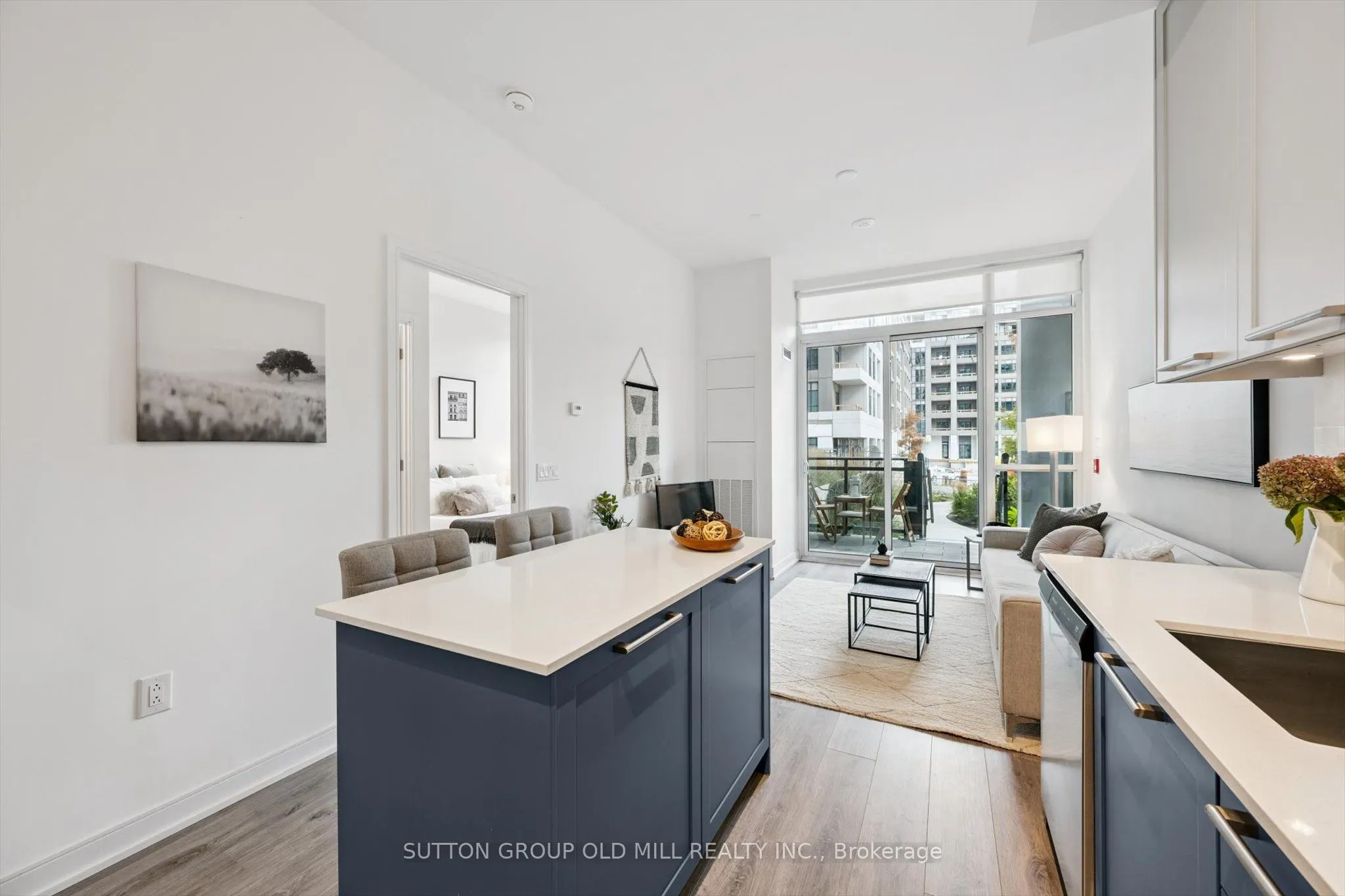 25 Neighbourhood Lane, #101