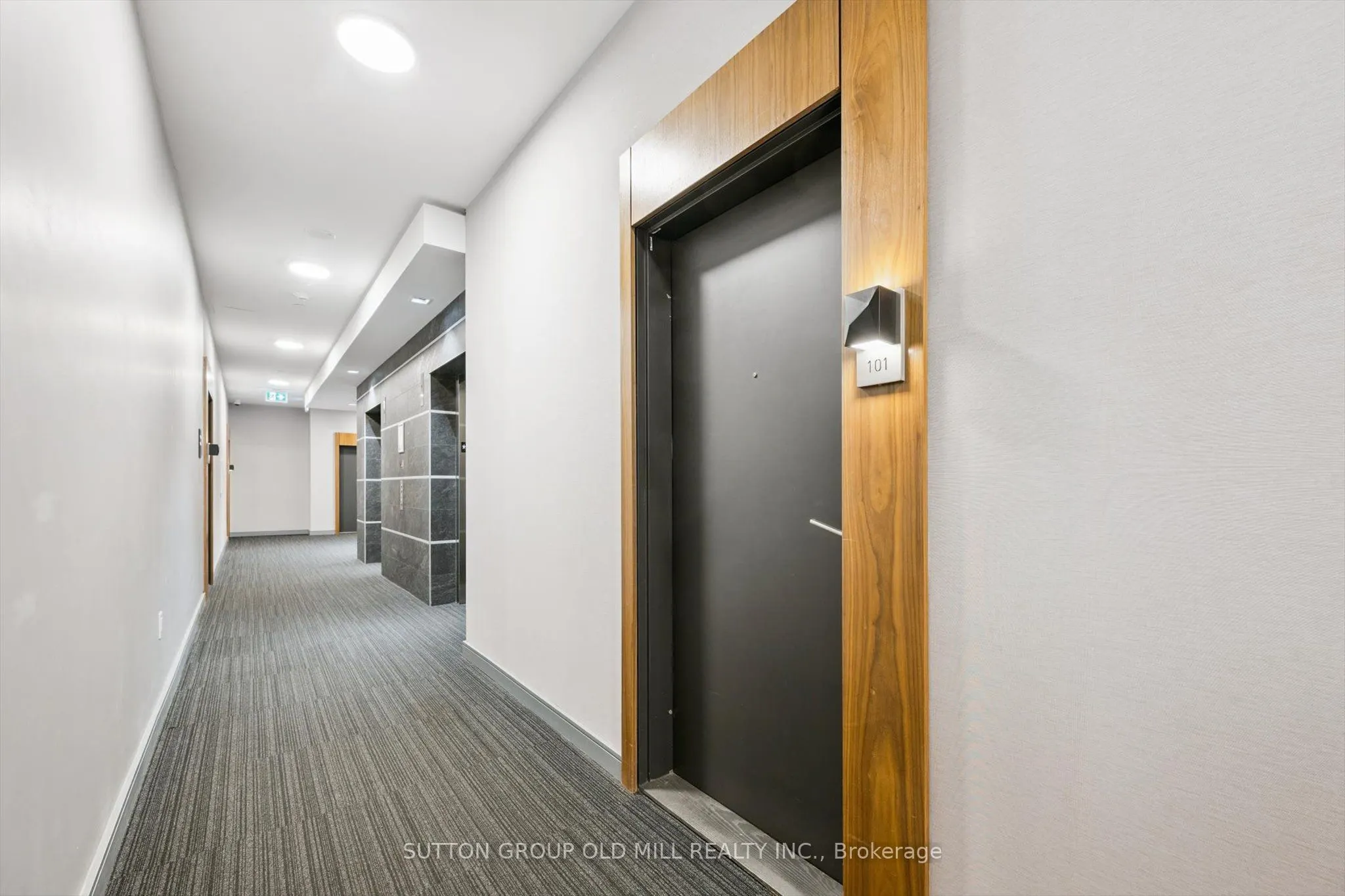 25 Neighbourhood Lane, #101