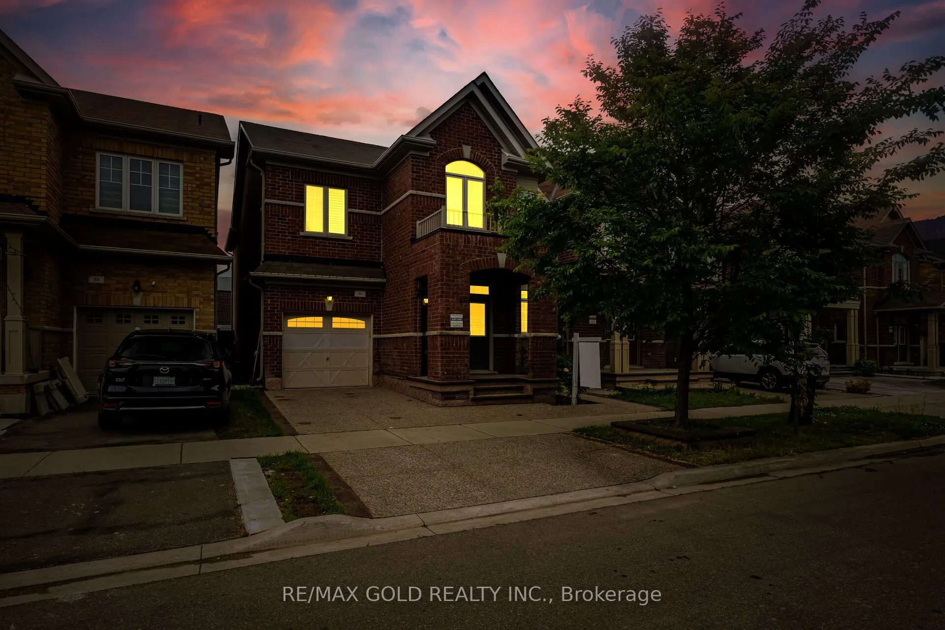 86 Humberstone Crescent