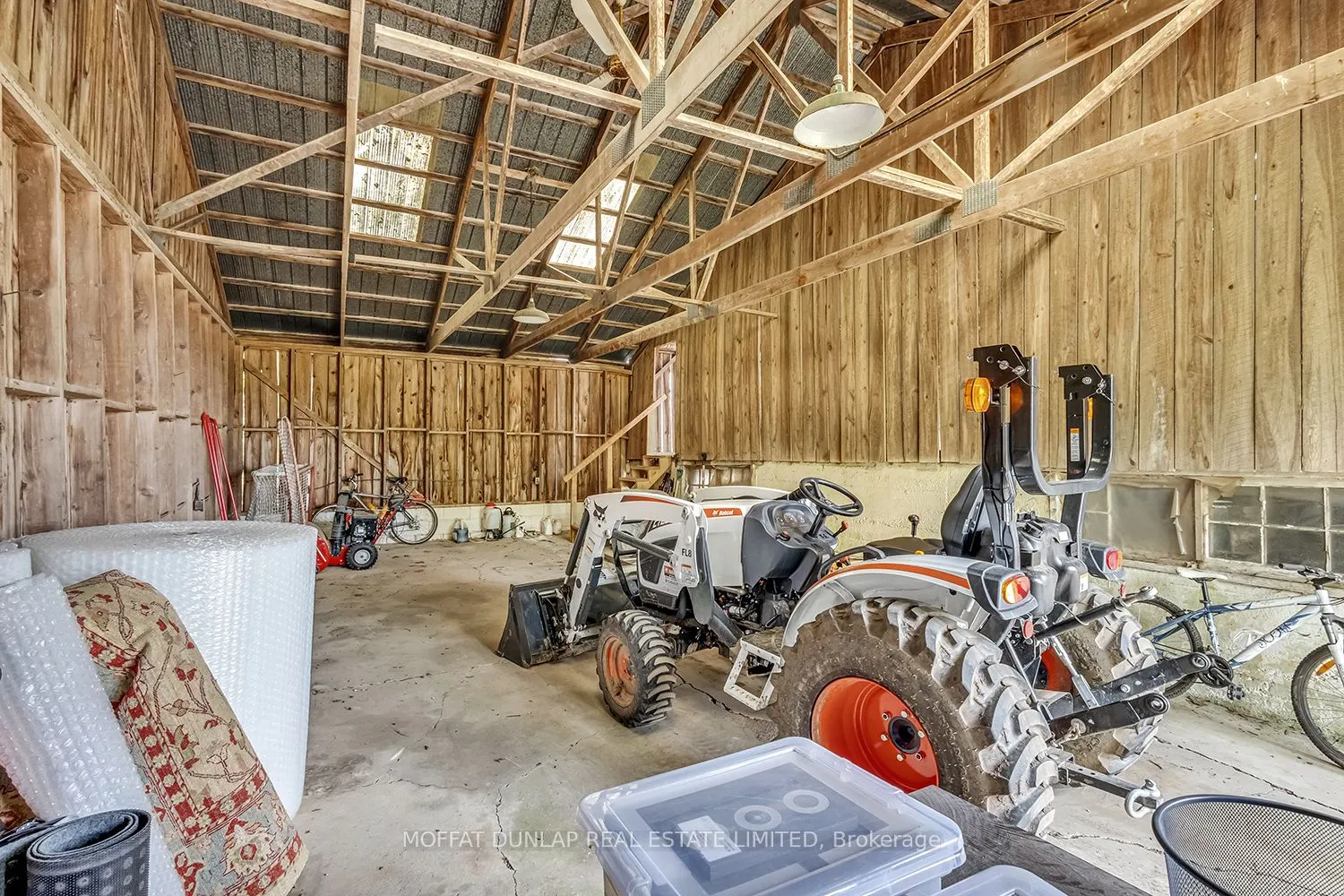 2052 Highpoint Side Road