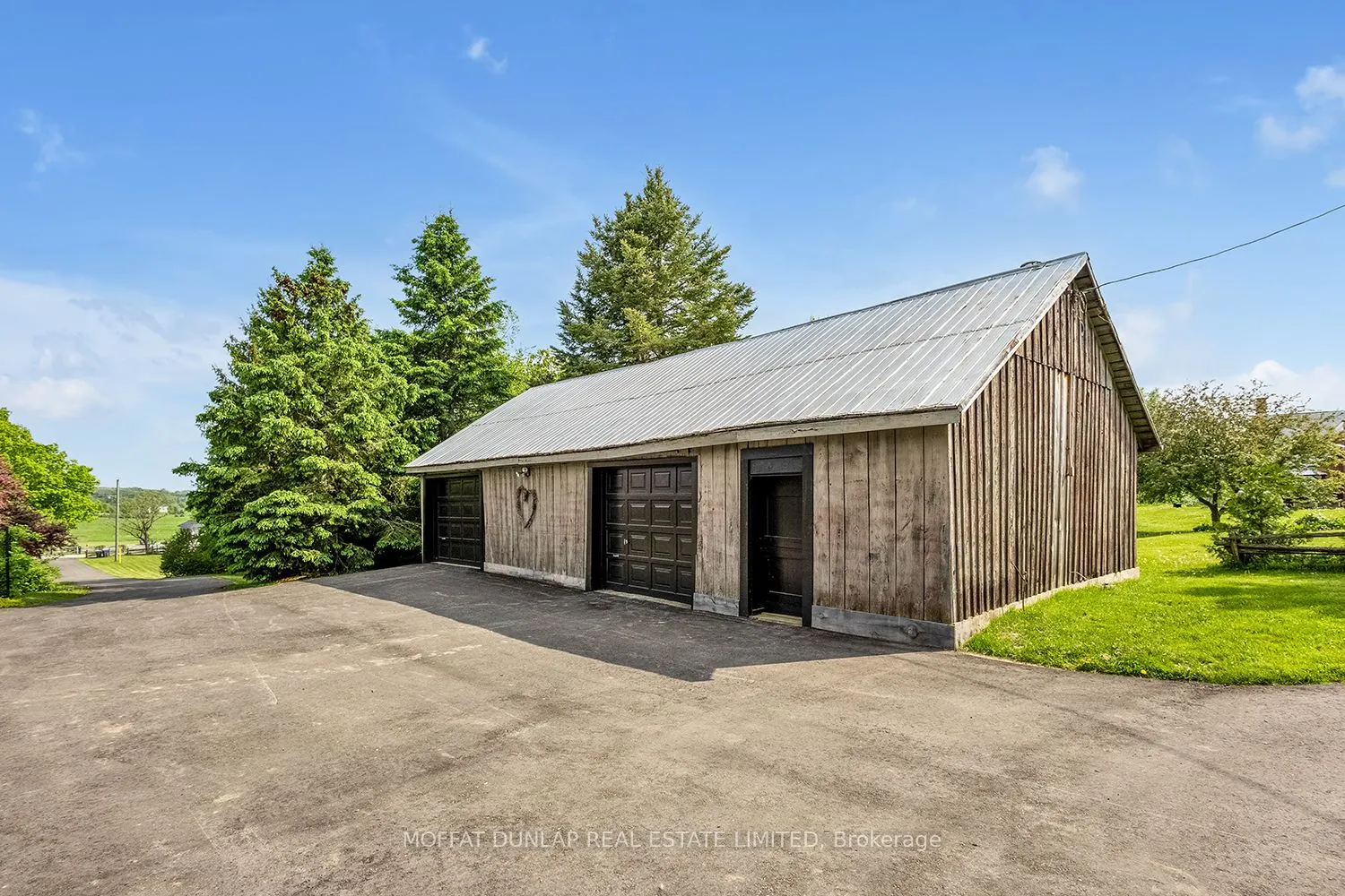 2052 Highpoint Side Road